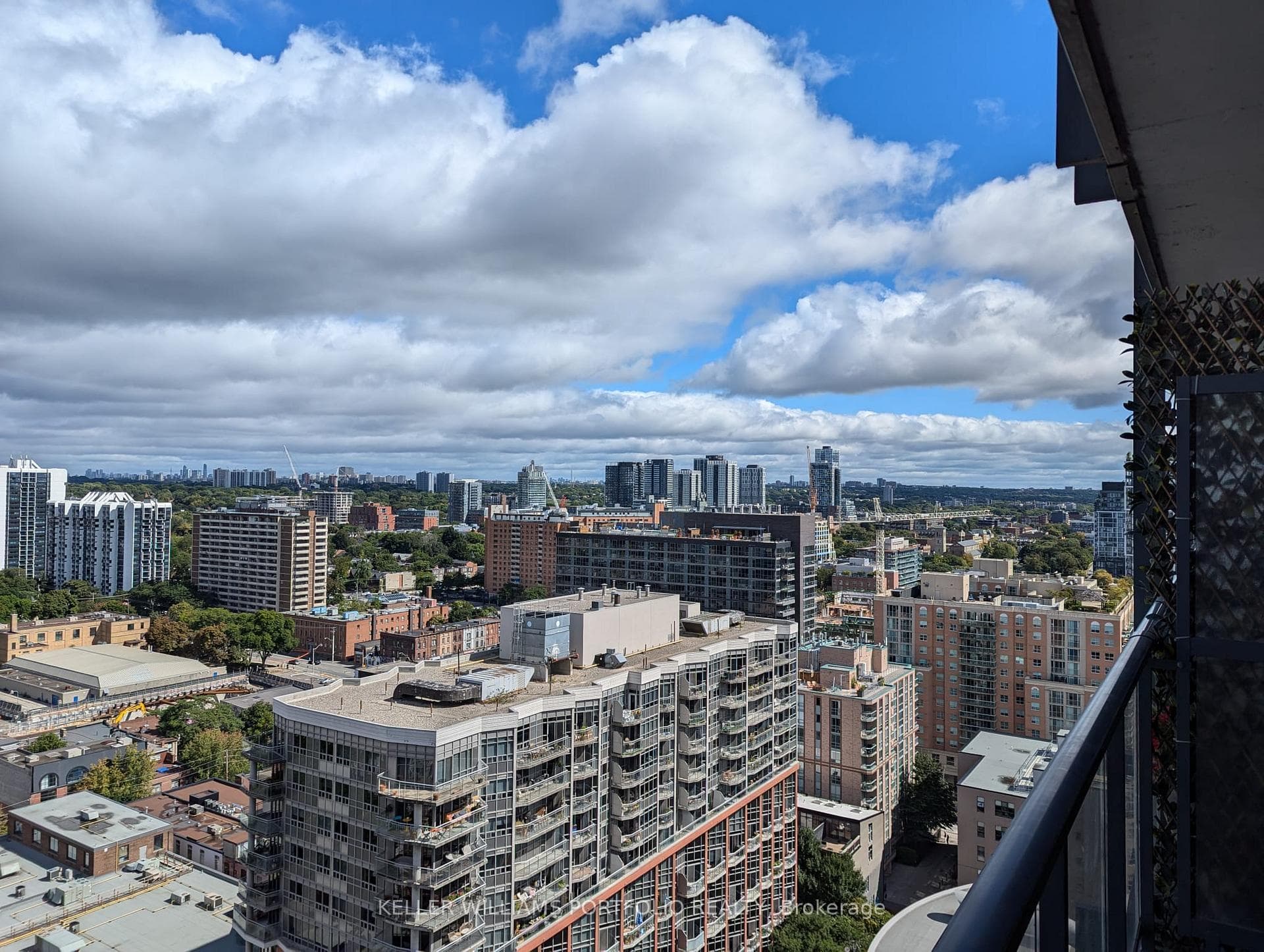 105 George Street Unit 2012 photo 13