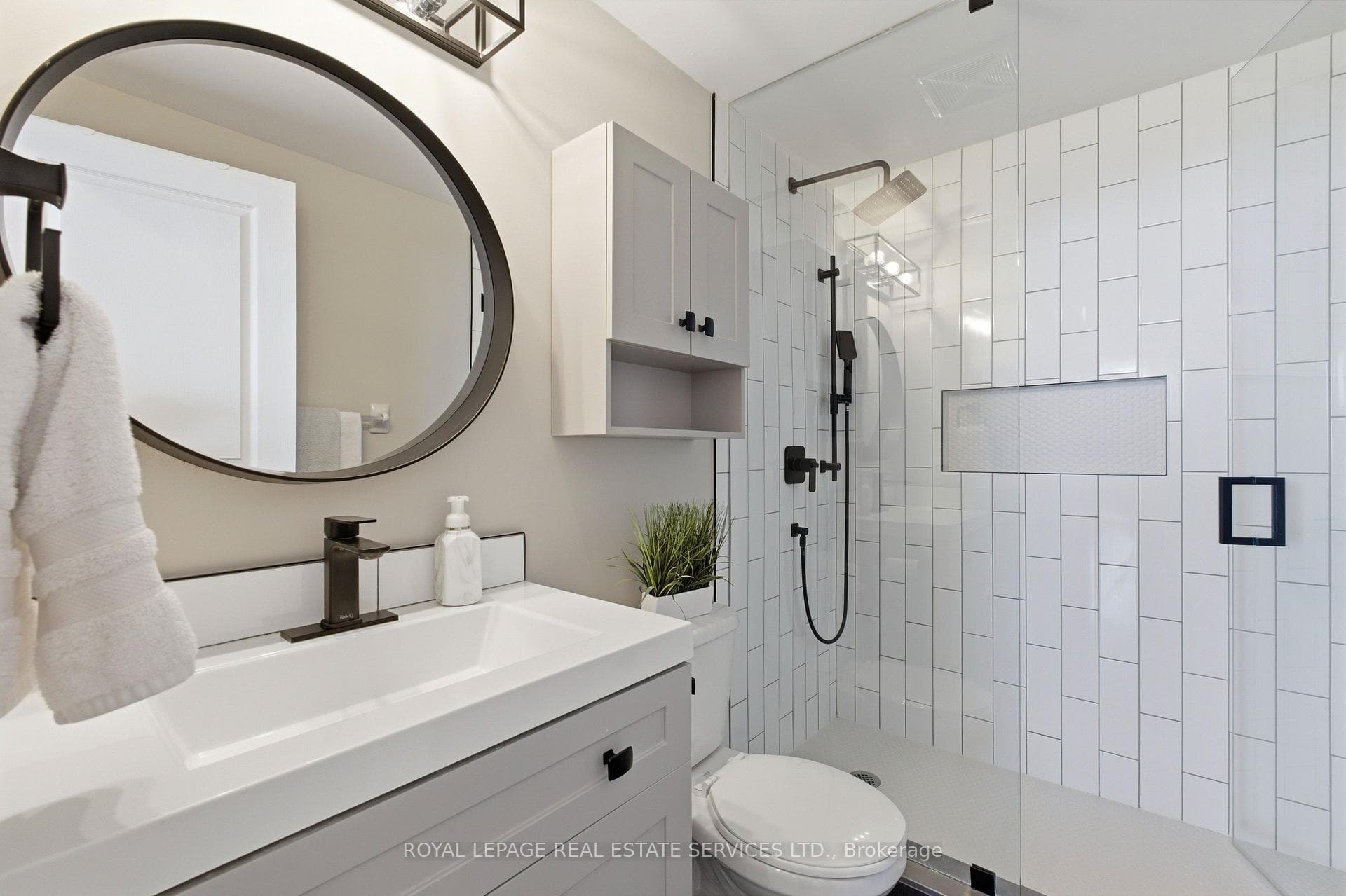 2230 Lake Shore Boulevard Unit 1506 photo 24