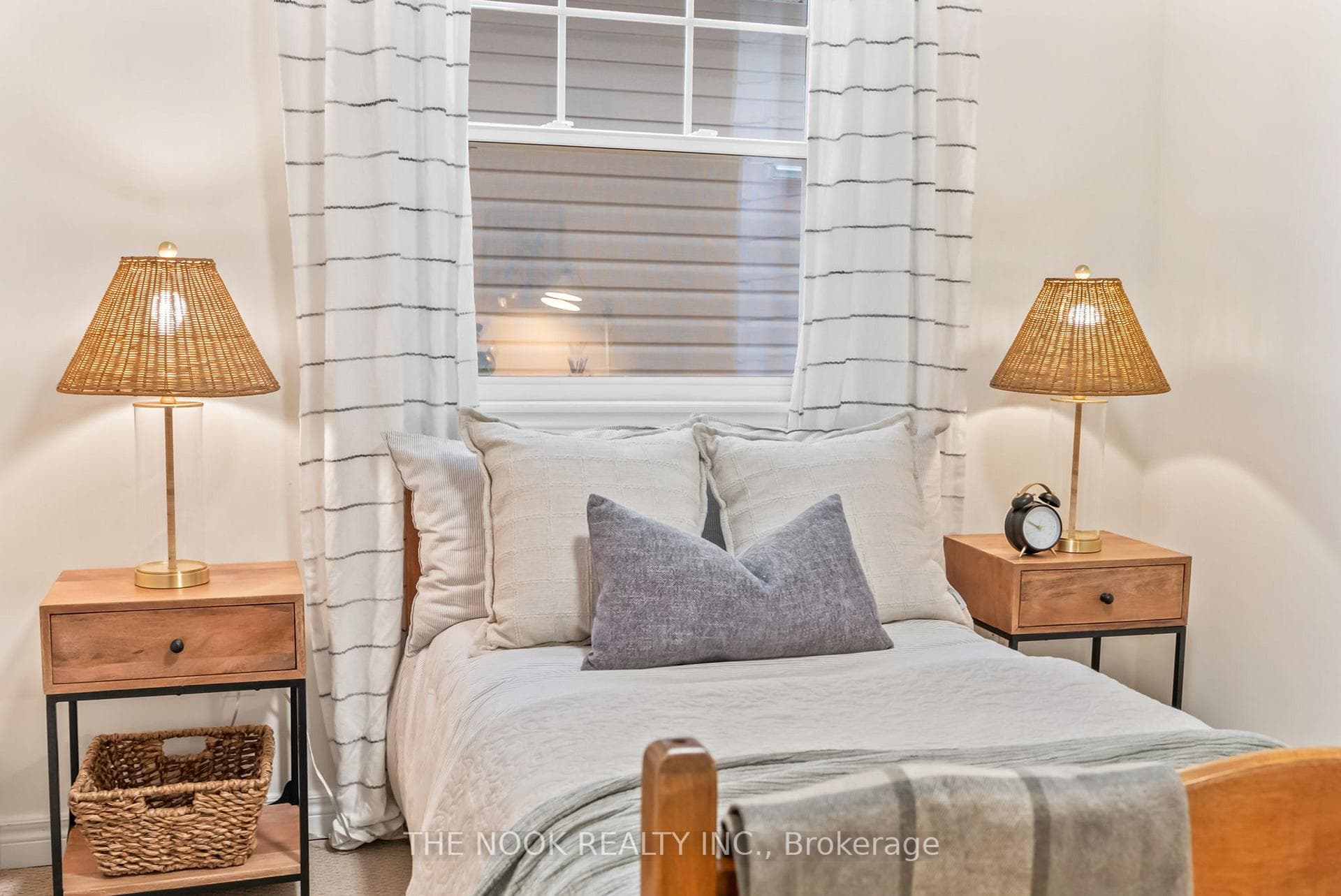 7 Greenaway Circle photo 28