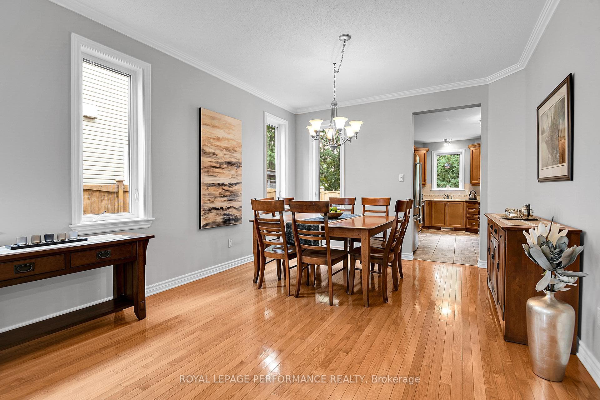 815 Long Point Circle photo 6