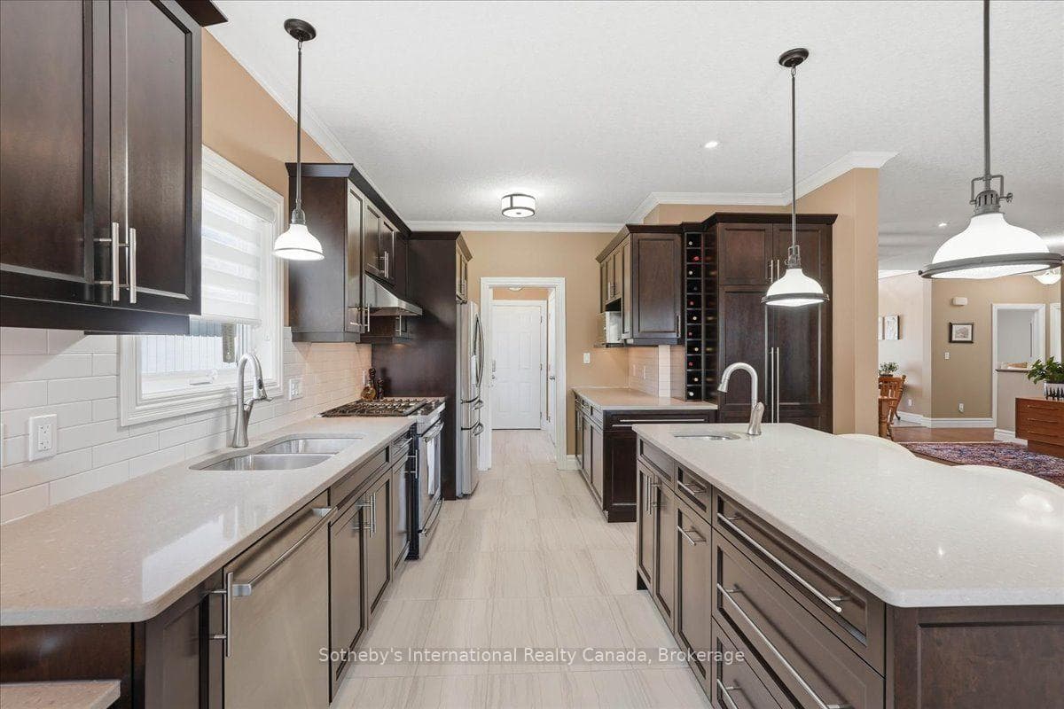 7 Conger Drive photo 16