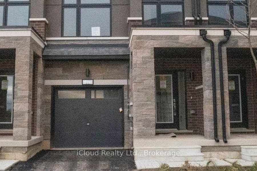 84 Fieldridge Crescent photo 1