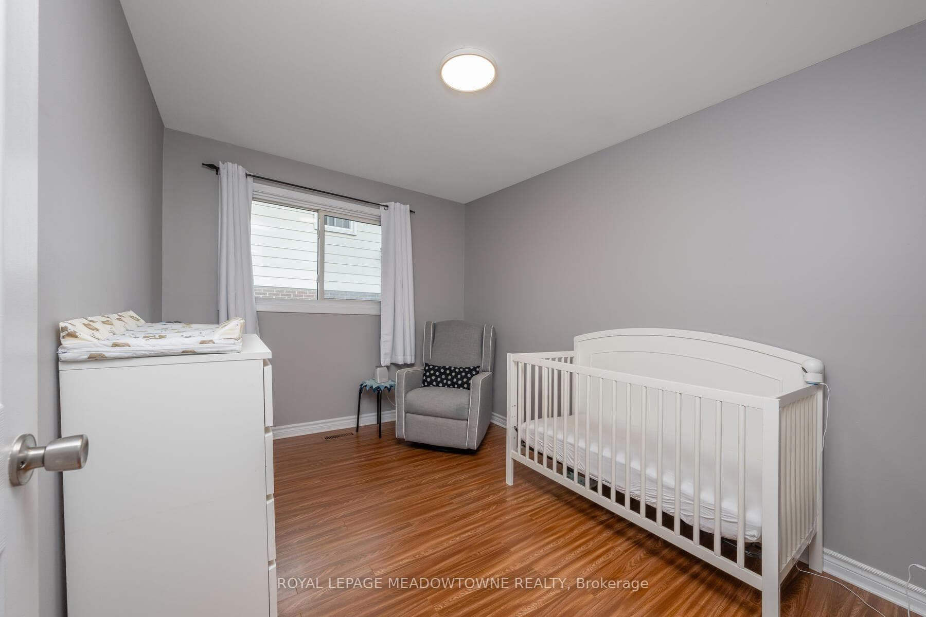 782 Embassy Avenue photo 19