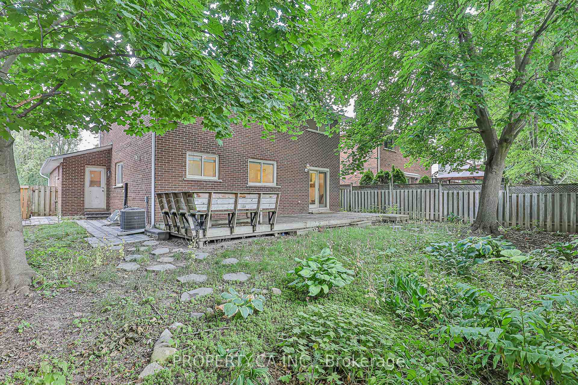 310 Primrose Lane photo 26
