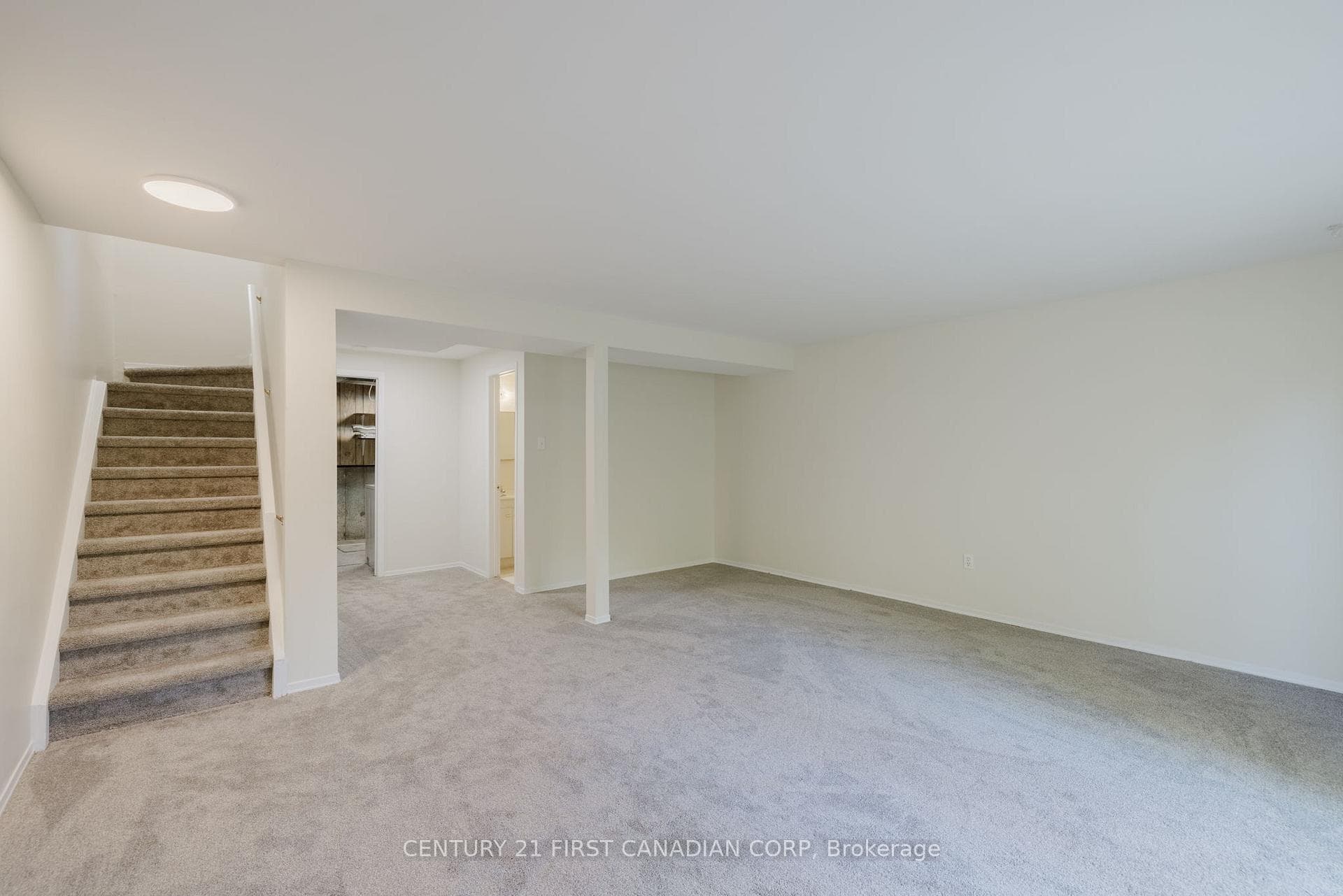 80 Acorn Crescent Unit 15 photo 22
