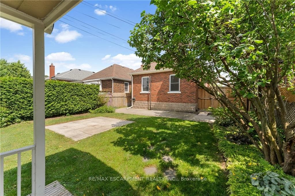 96 Tragina Avenue photo 35