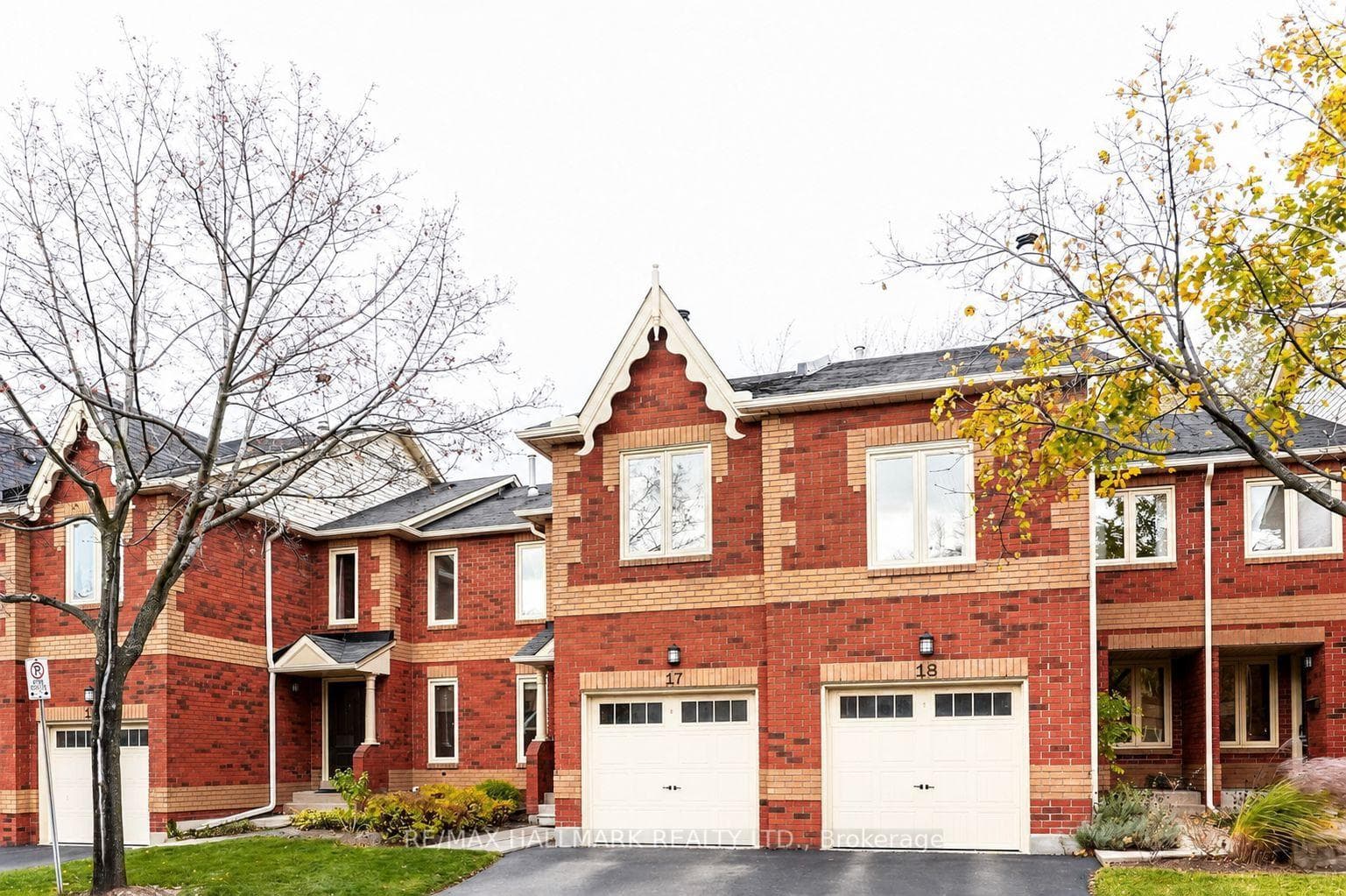 2006 Glenada Crescent Unit 17 photo 1
