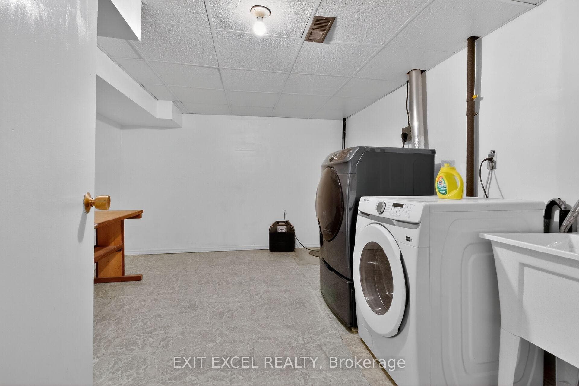 283 McElroy Drive photo 45