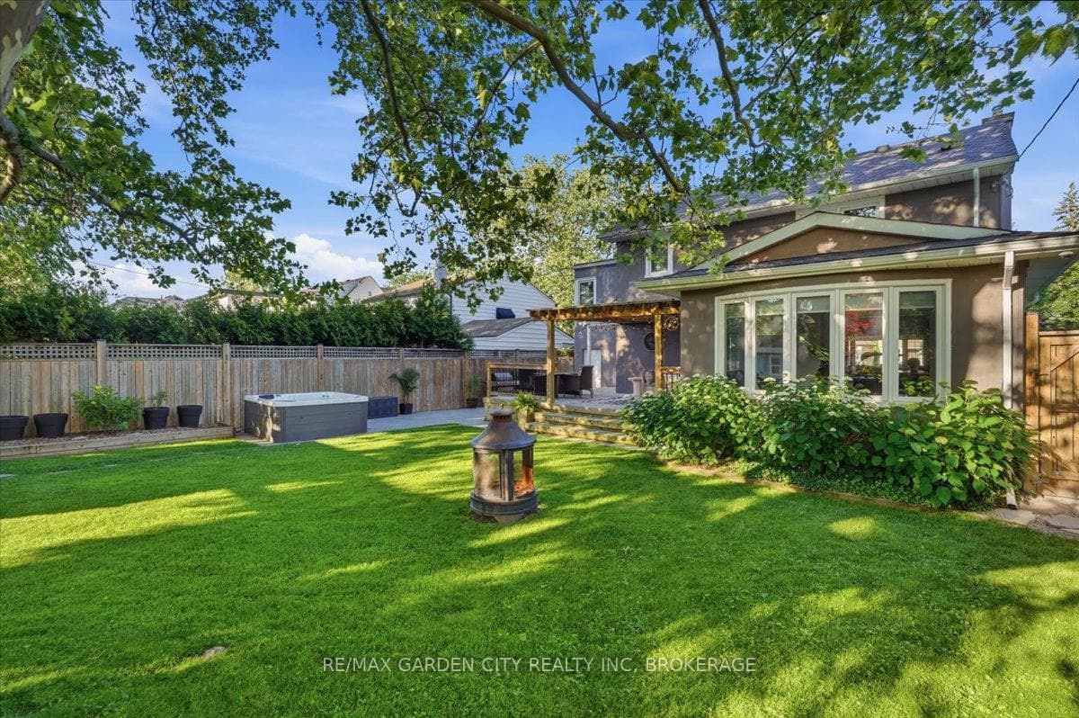 118 Riverdale Drive photo 48