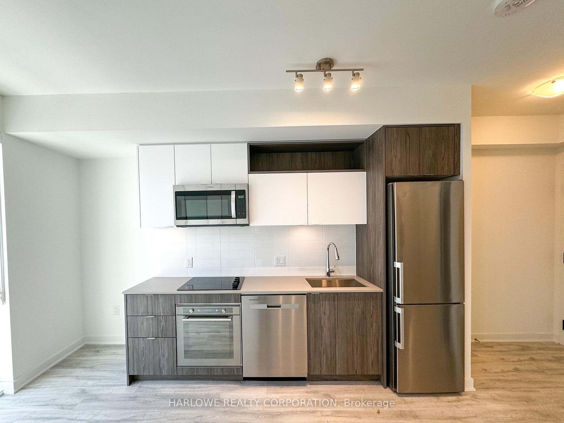 100 Dalhousie Street Unit 706 photo 2