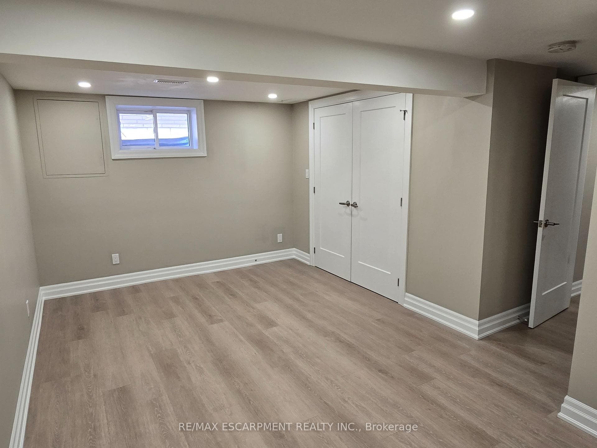60 Nugent Drive photo 21