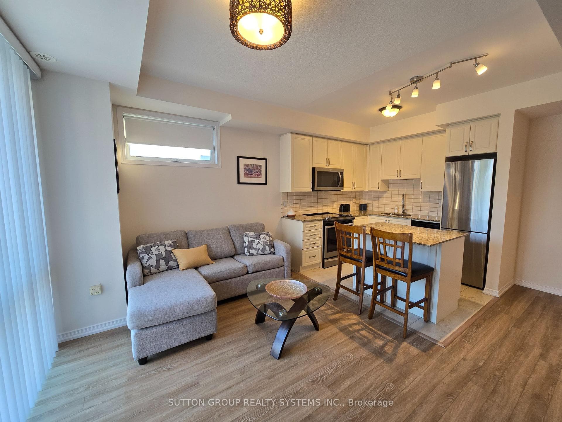 34 Fieldway Road Unit 126 photo 6