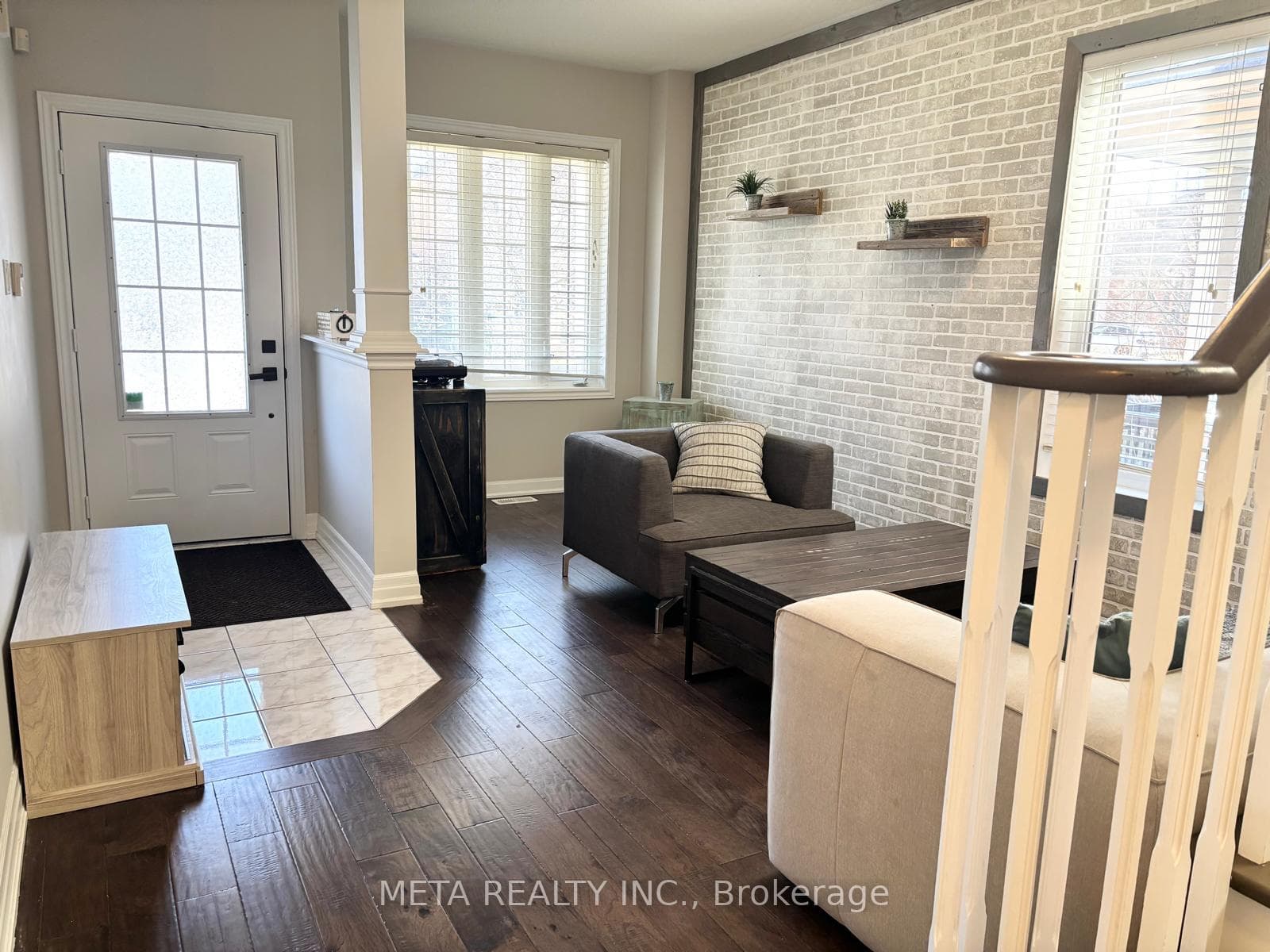 102 Begonia Crescent photo 12
