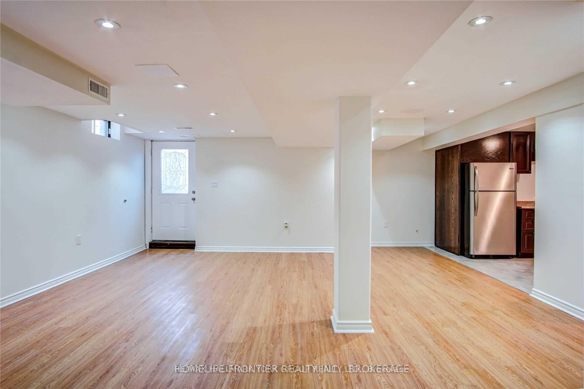 196 Humberland Drive Unit BSMT photo 6