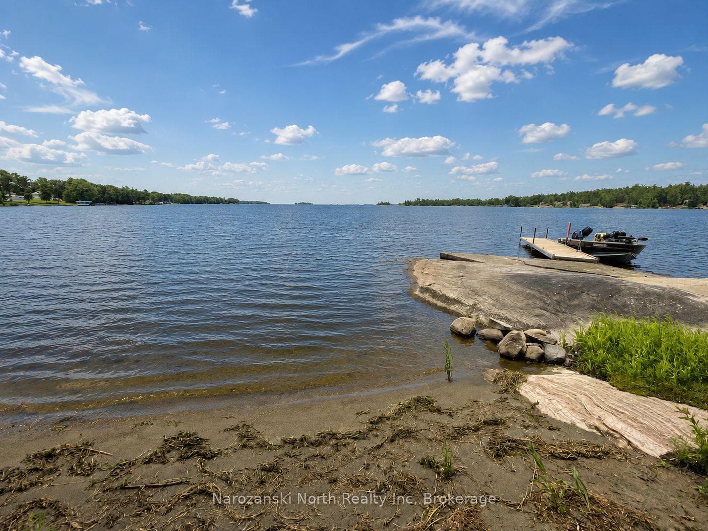 151B Du Lac Avenue photo 2