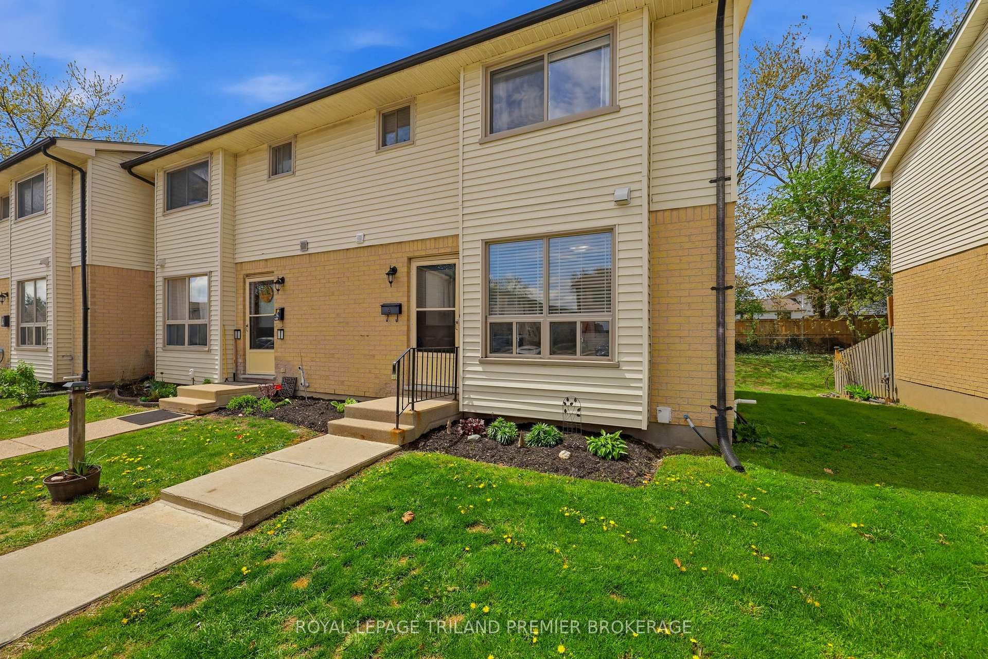 135 Belmont Drive Unit 4 photo 1