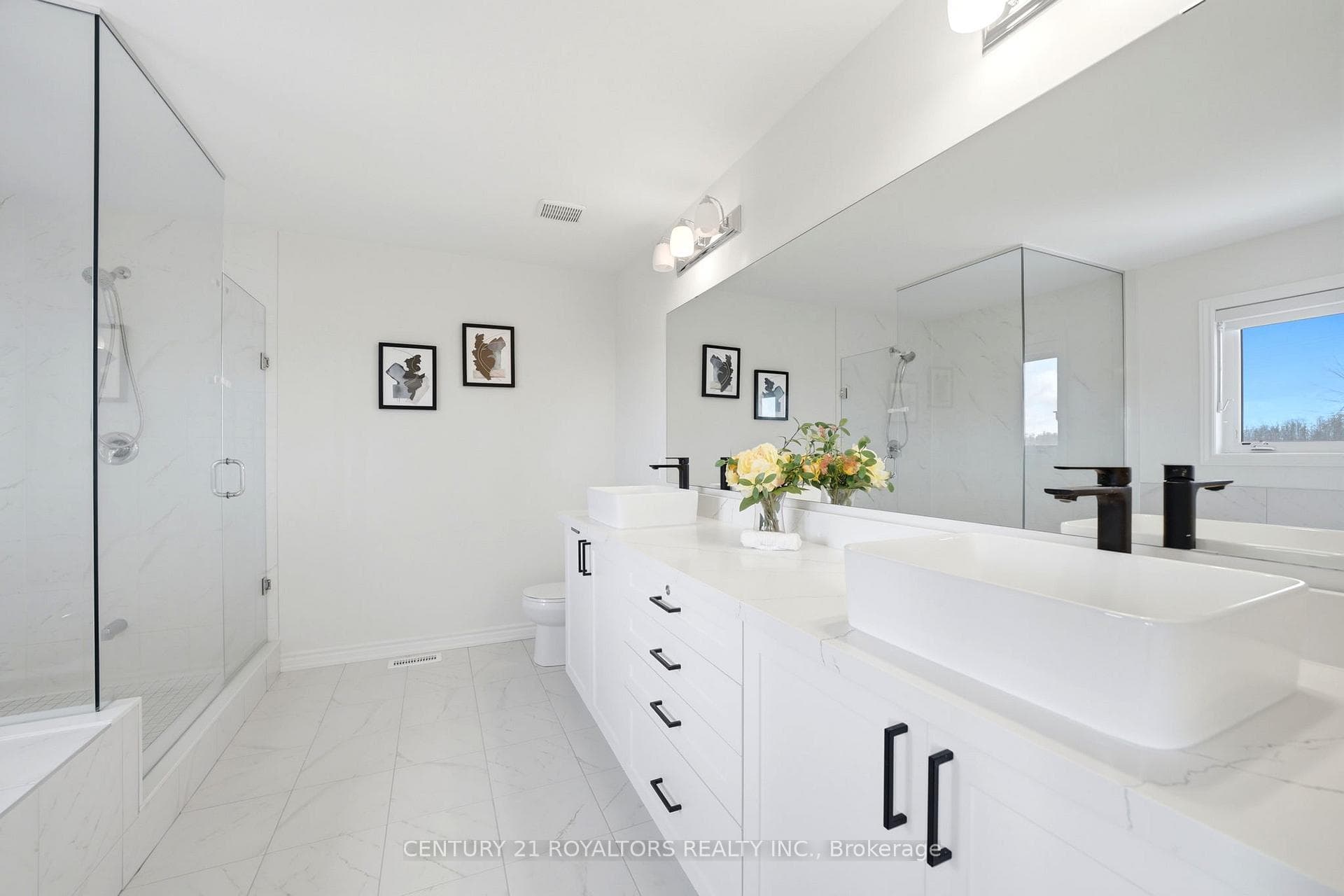 107 Rugman Crescent photo 28