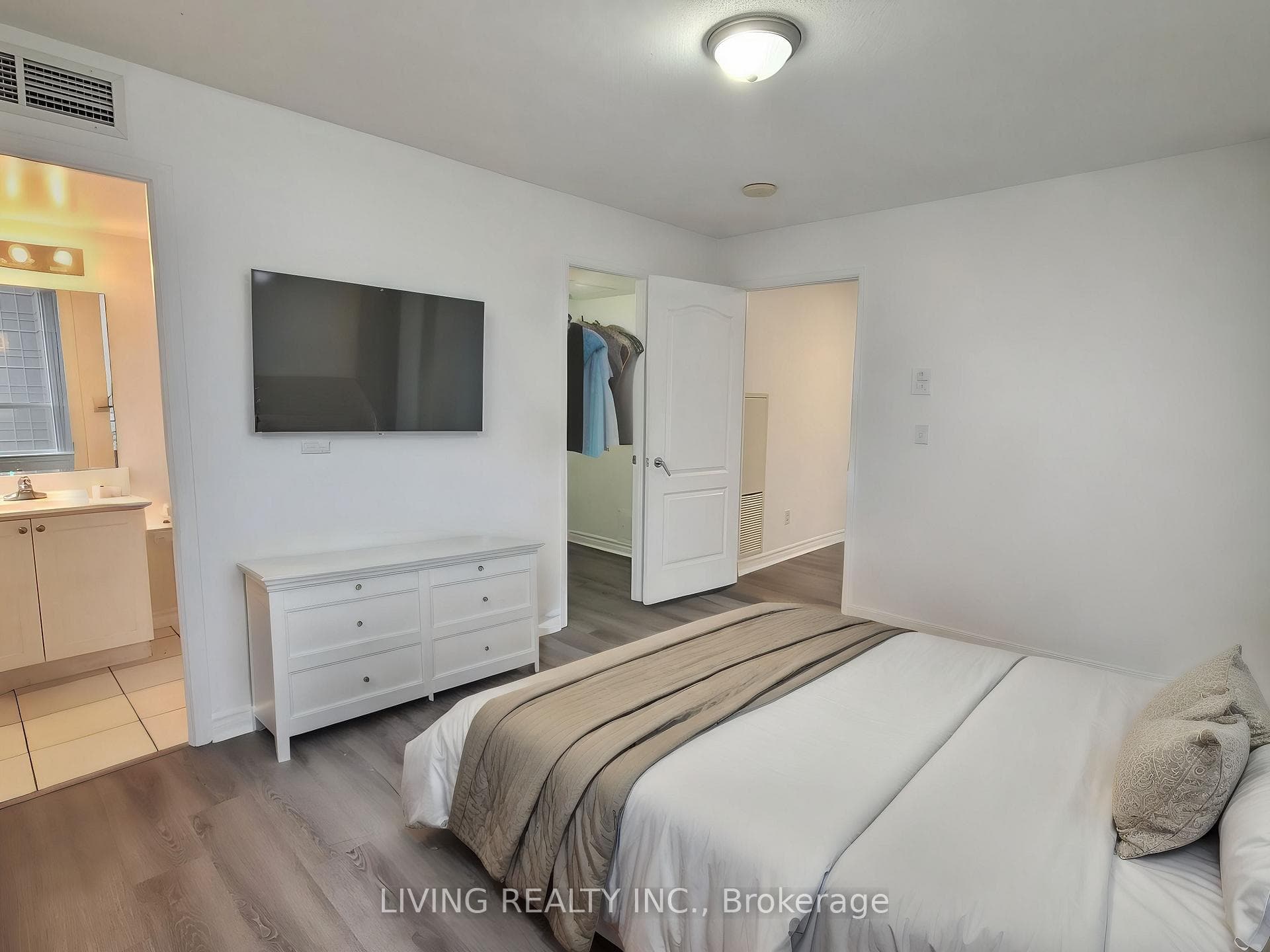 4080 Living Arts Drive Unit 1208 photo 5