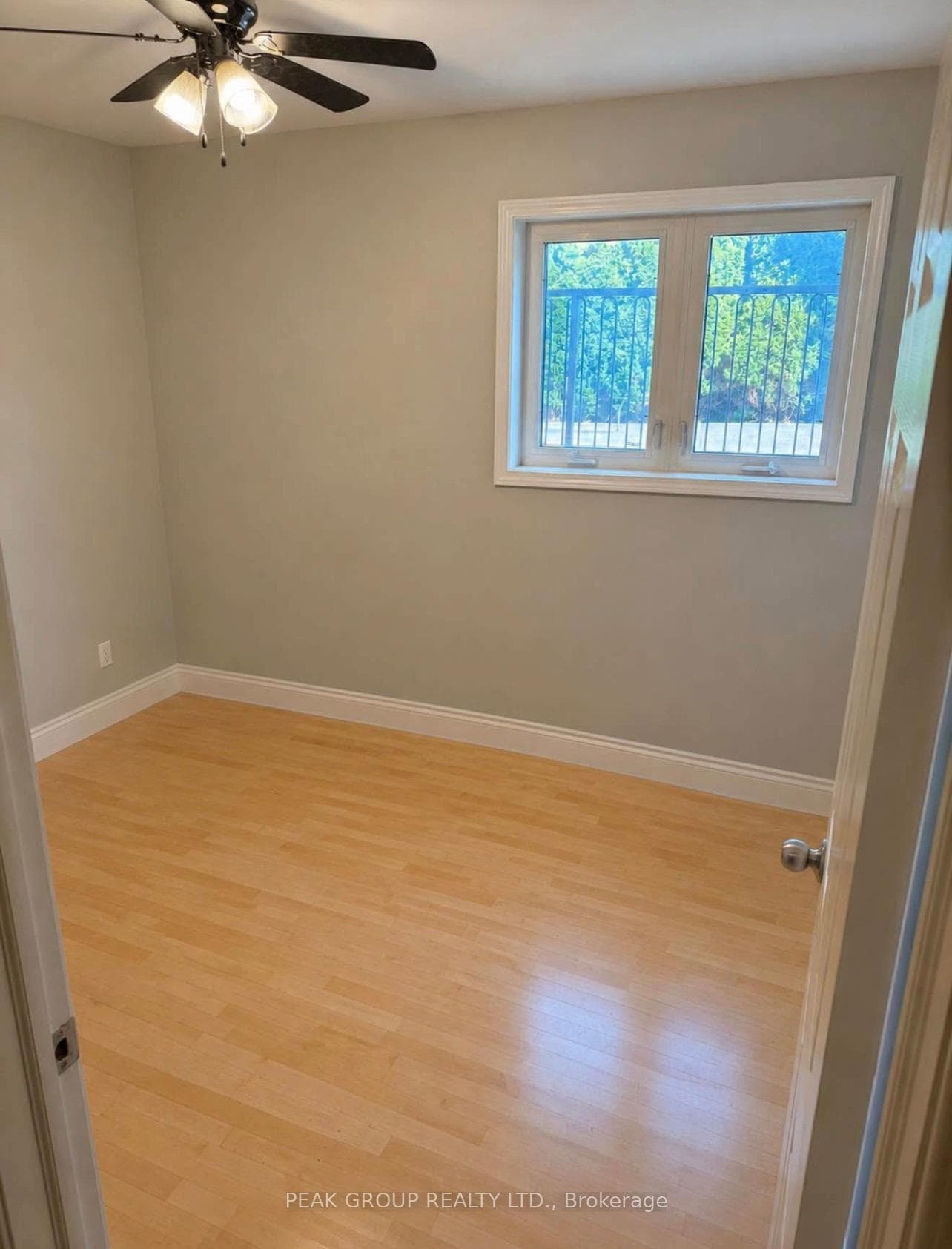 10 Carnegie Lane photo 11