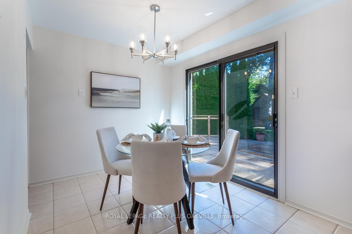 73 Stevenson Road photo 9