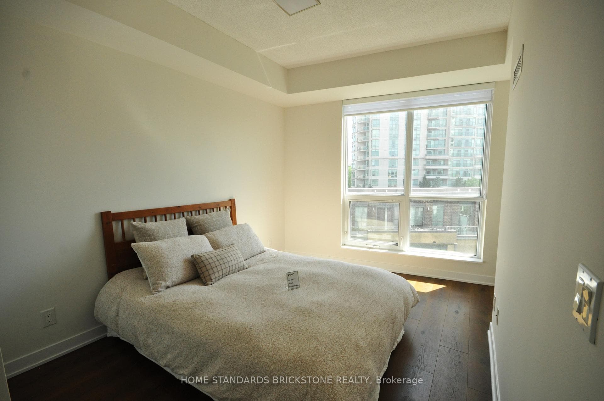 195 Bonis Avenue Unit 406 photo 14