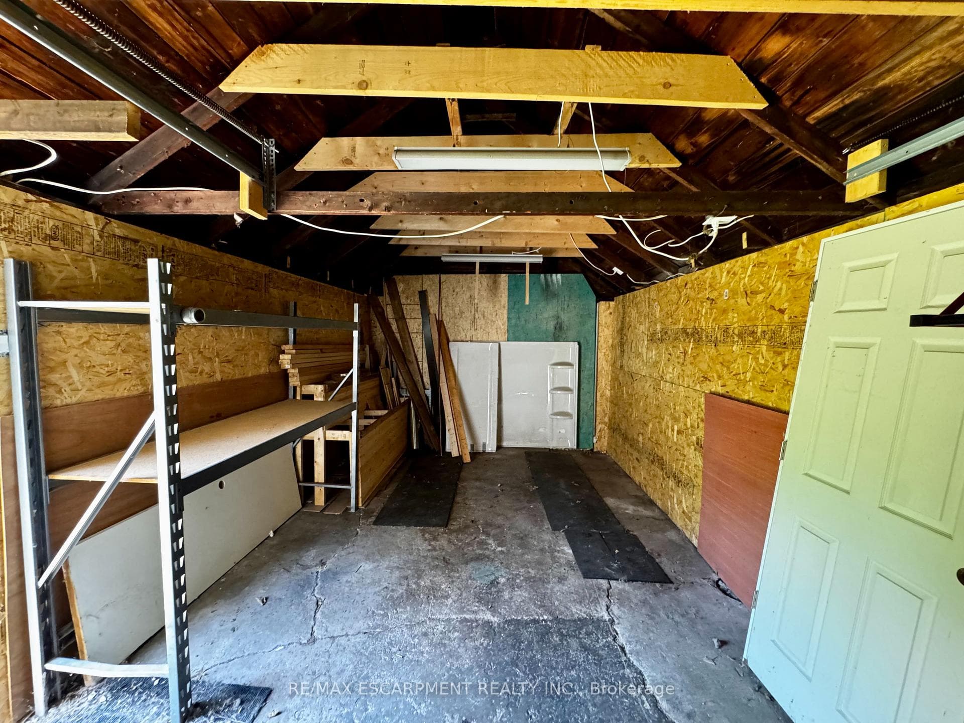 89 Lincoln Avenue photo 6