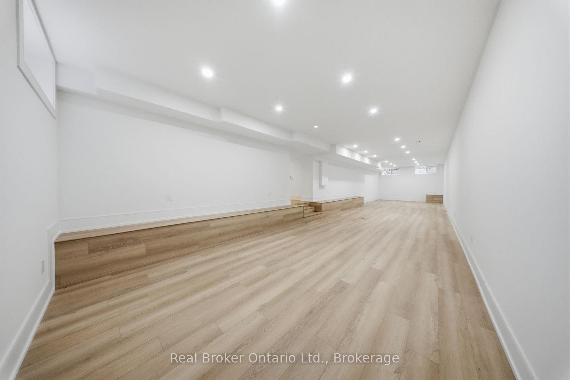 61 Floresta Court photo 26