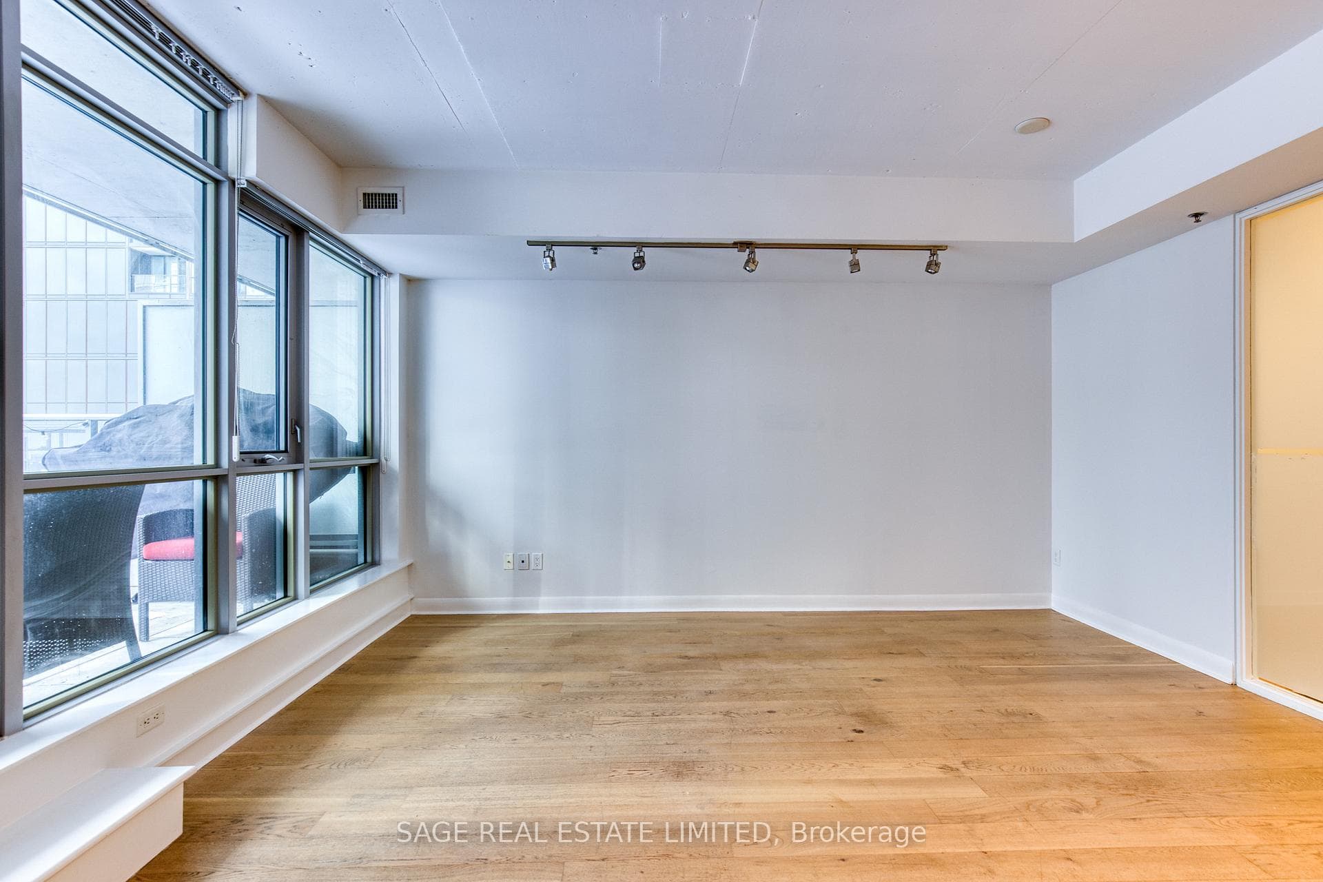 375 King Street Unit 706 photo 21