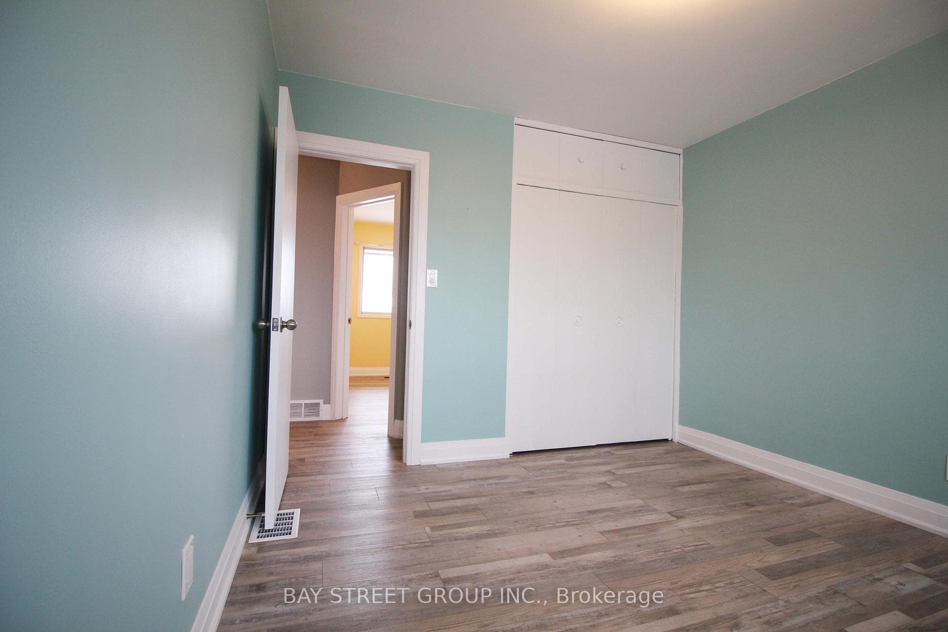 27 Glenbarr Road photo 6