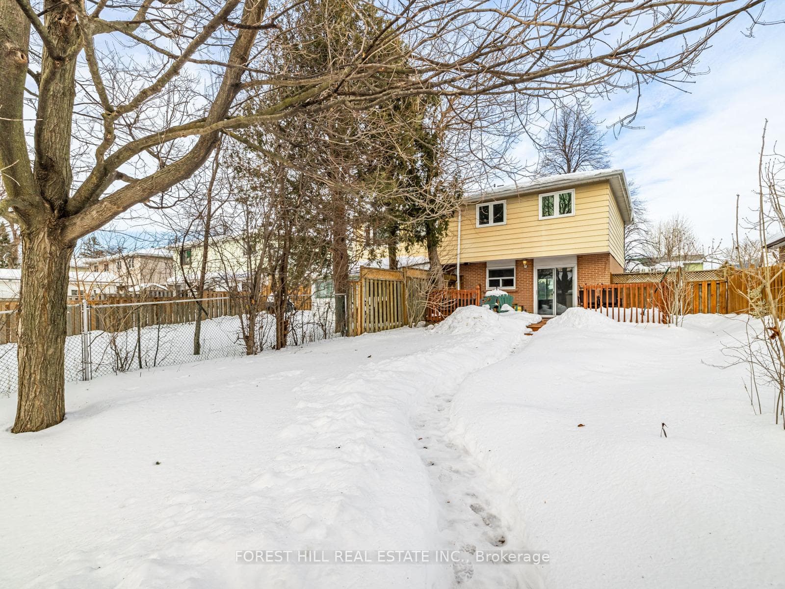194 Hollyberry Trail photo 30
