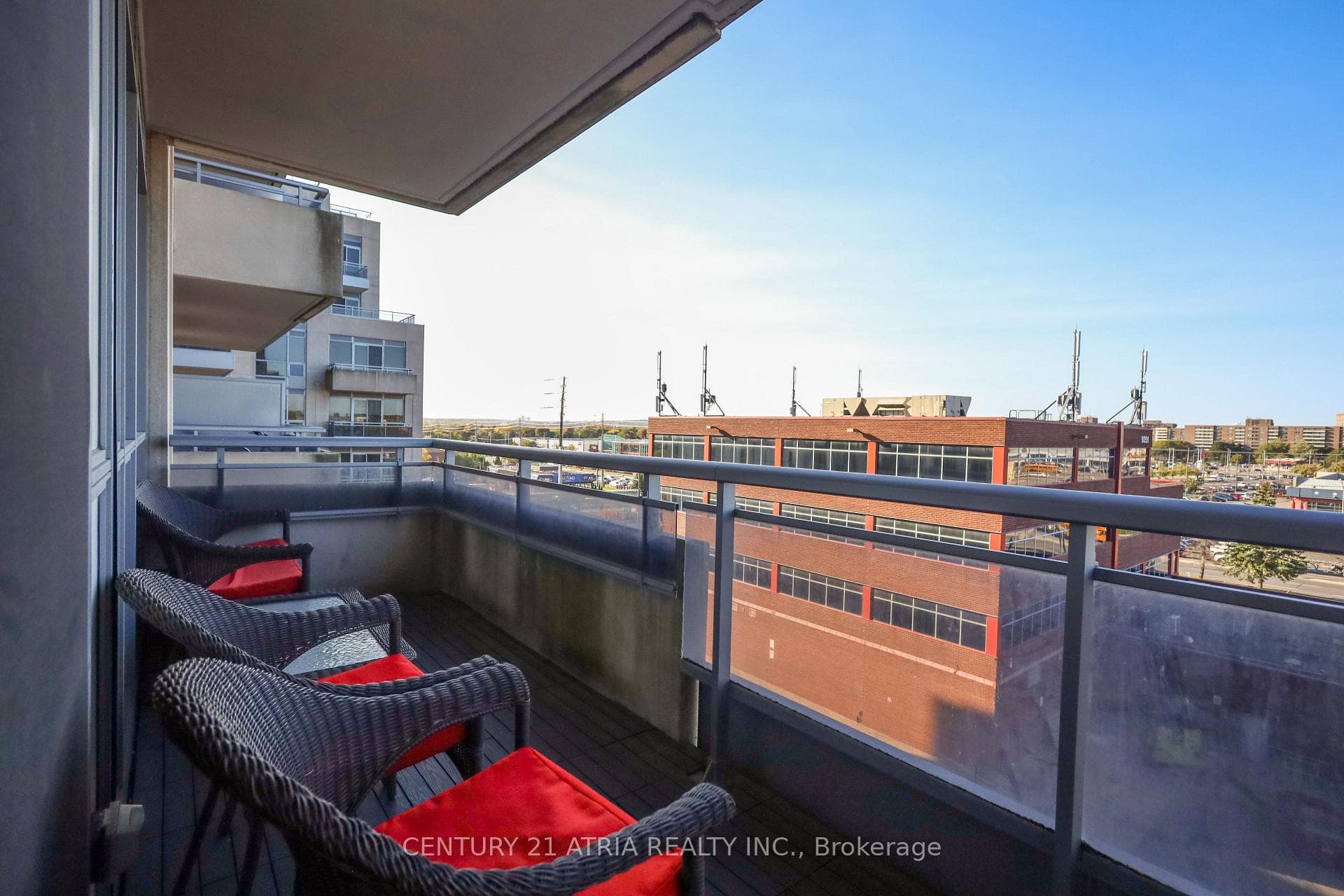 9205 Yonge Street Unit 516NE photo 12