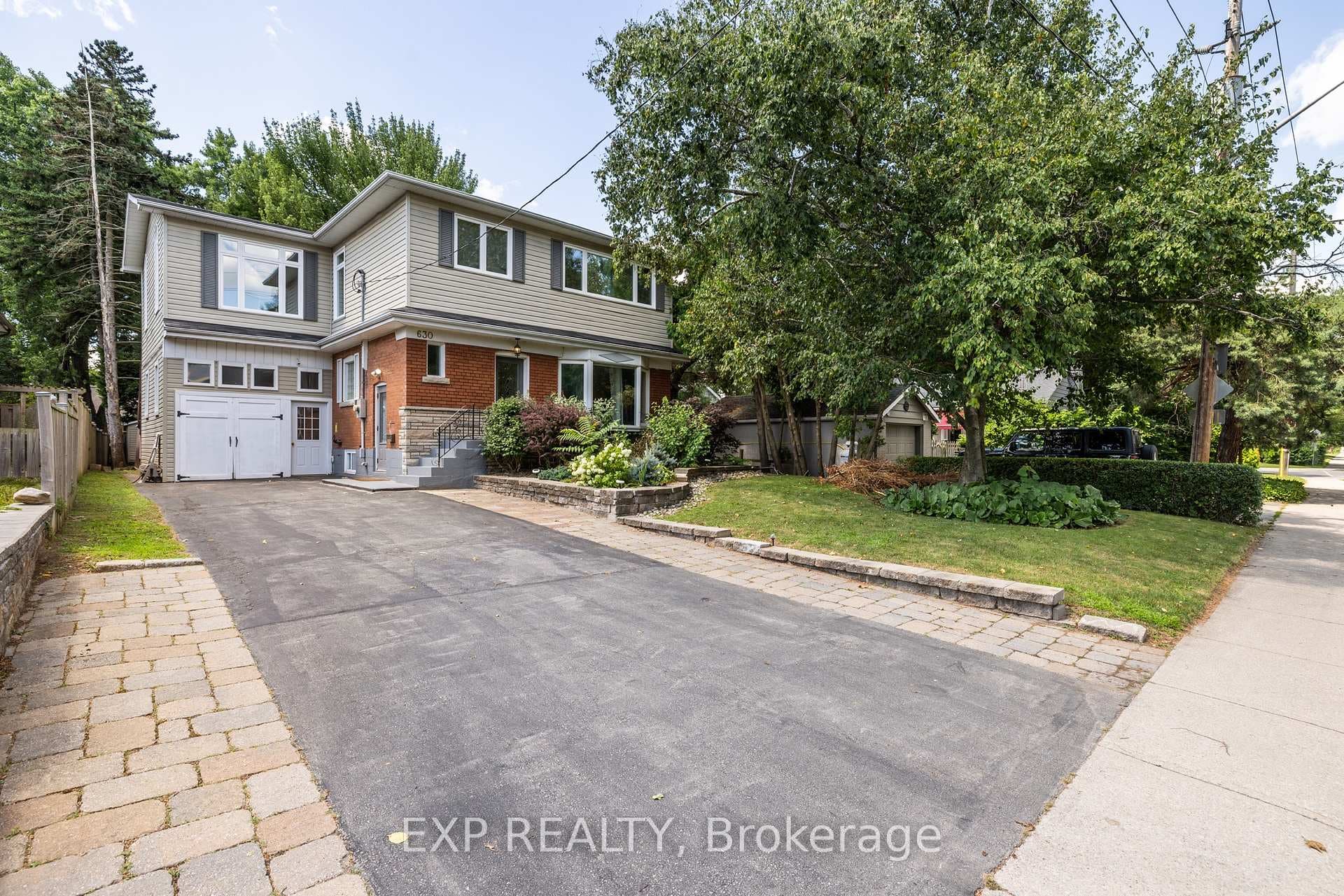 630 Drury Lane Unit Upper photo 10