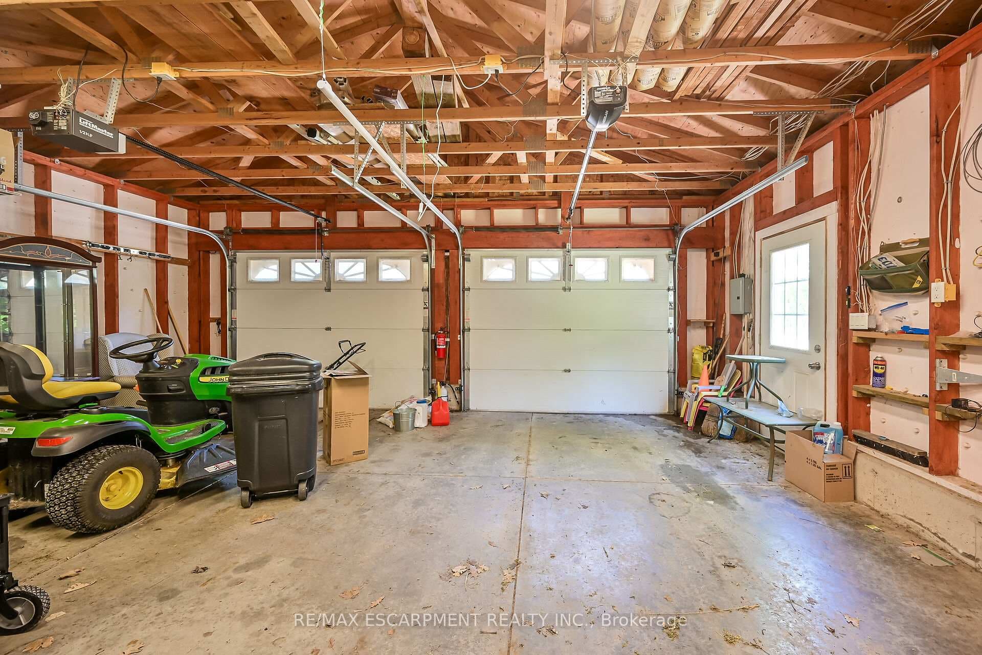94 Sutherland Street photo 32