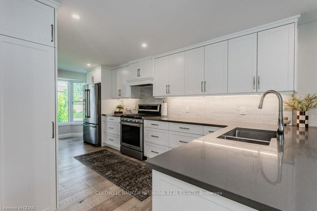 51 Thornhill Drive photo 11