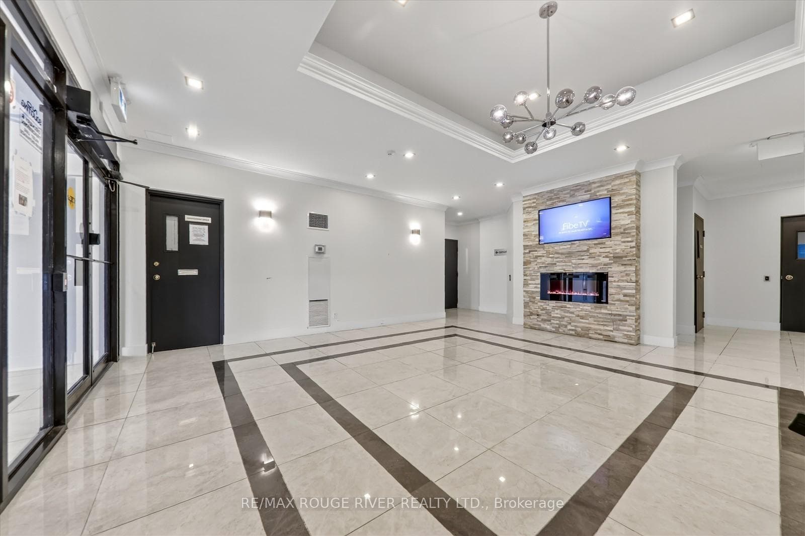 8 Silver Bell Grove Unit 309 photo 6