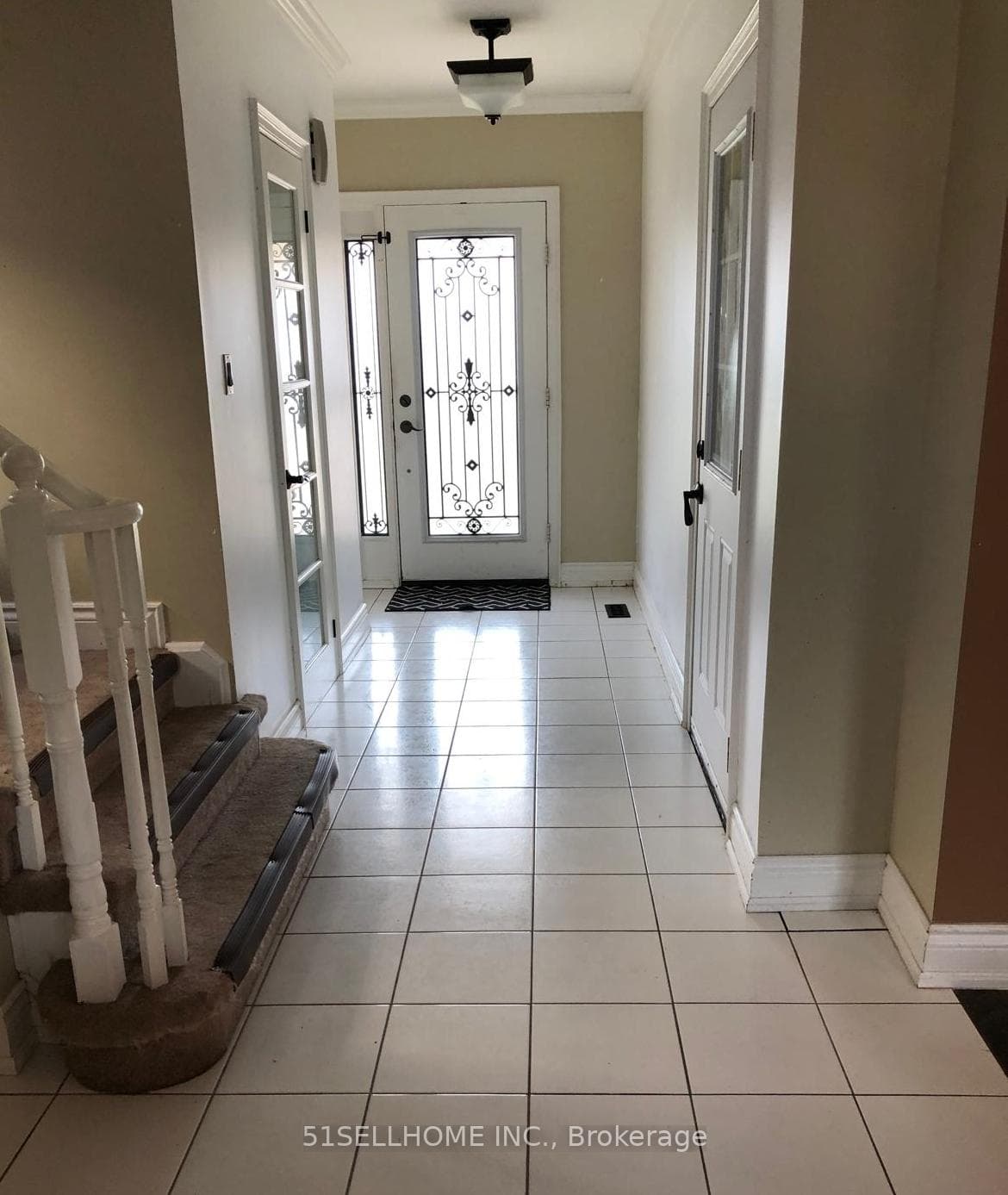345 Rushbrook Drive photo 2