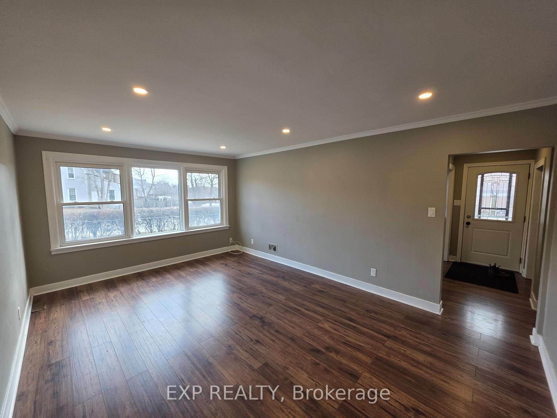 456 Cordach Crescent photo 4