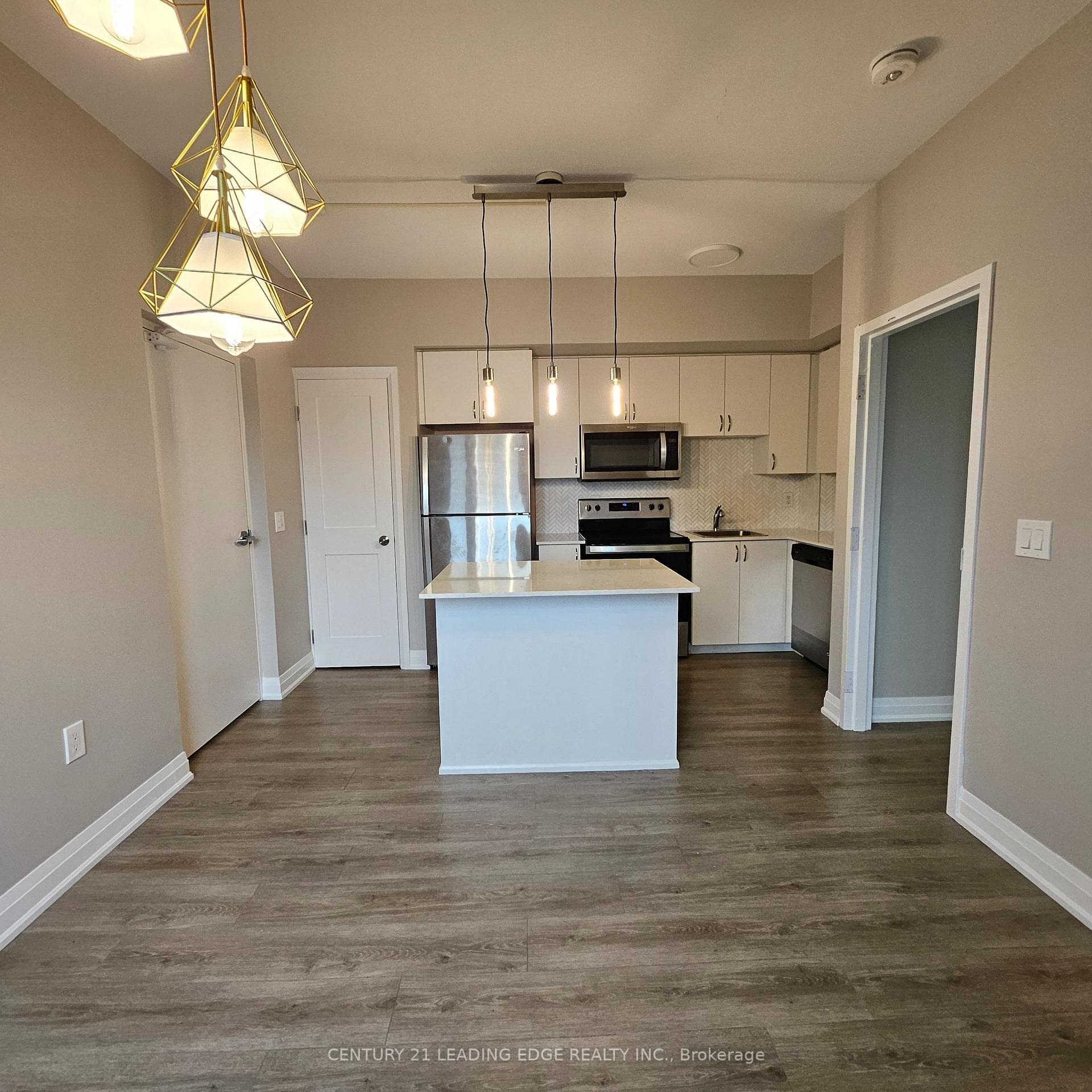 18 Coles Avenue Unit 603 photo 23