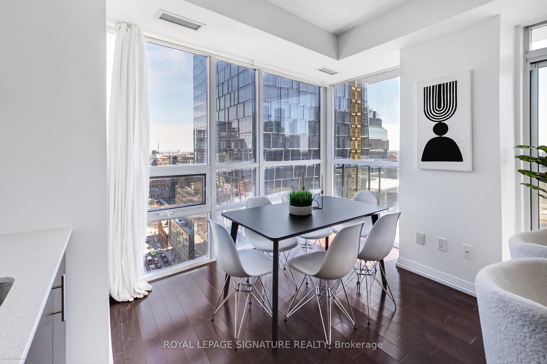 460 Adelaide Street Unit 2111 photo 21