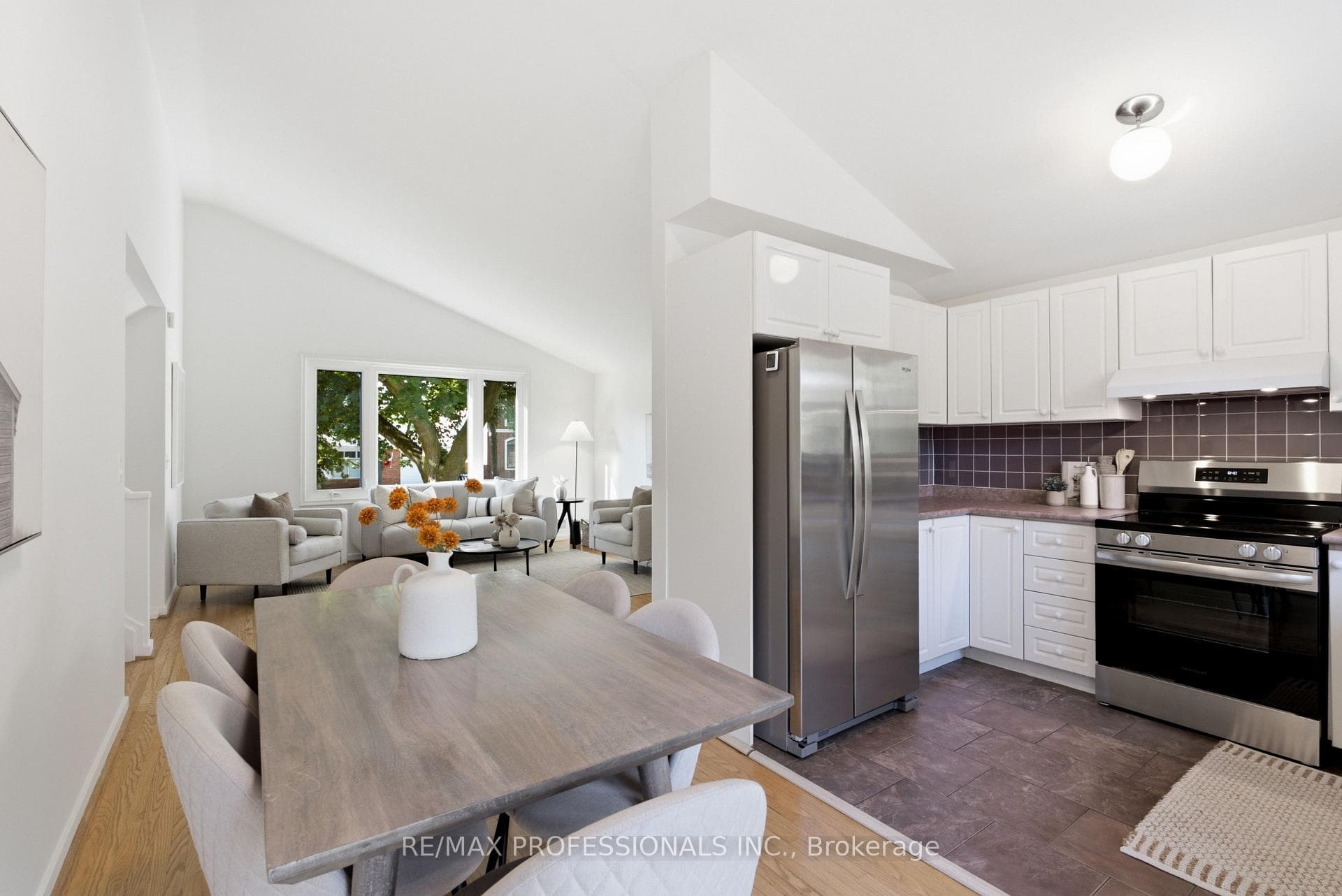 89 Glen Agar Drive photo 14