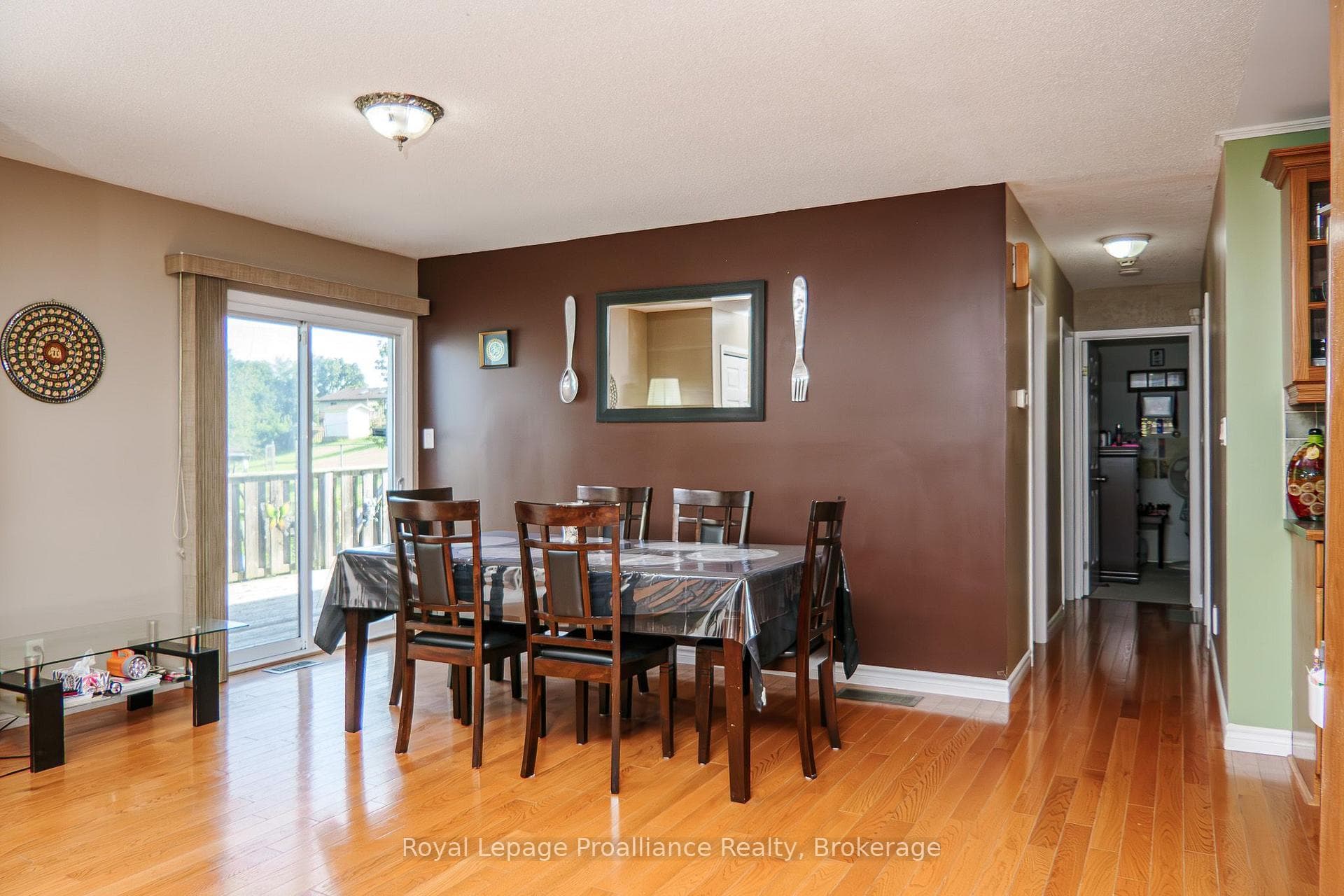 44 Ireland Drive photo 10