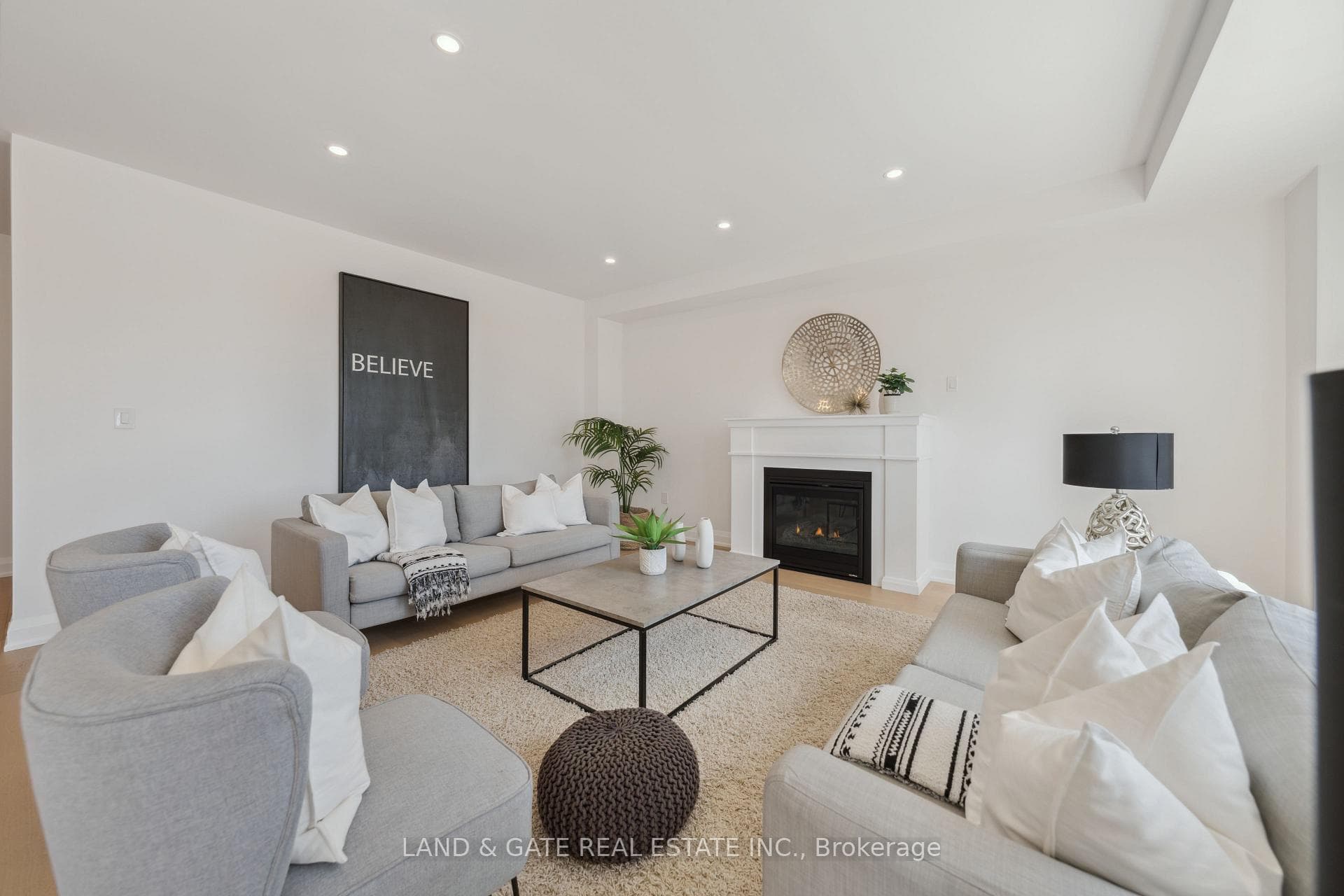 1001 Queensdale Avenue photo 13