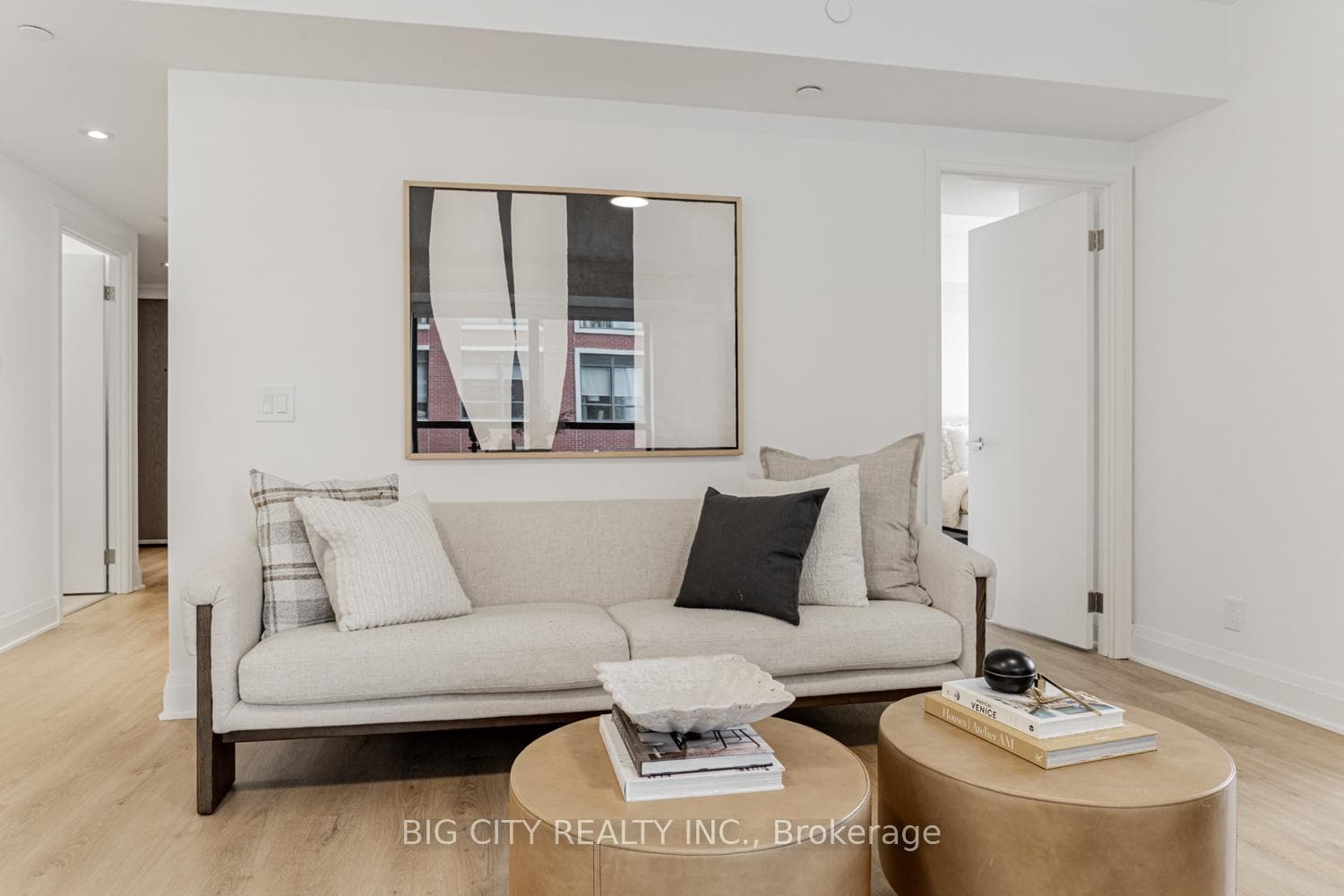 36 Brentcliffe Road Unit 318 photo 15