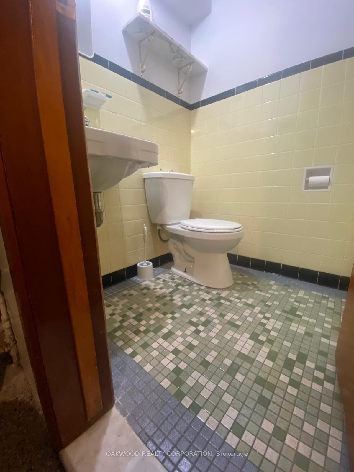 1158 Johnson Street photo 15