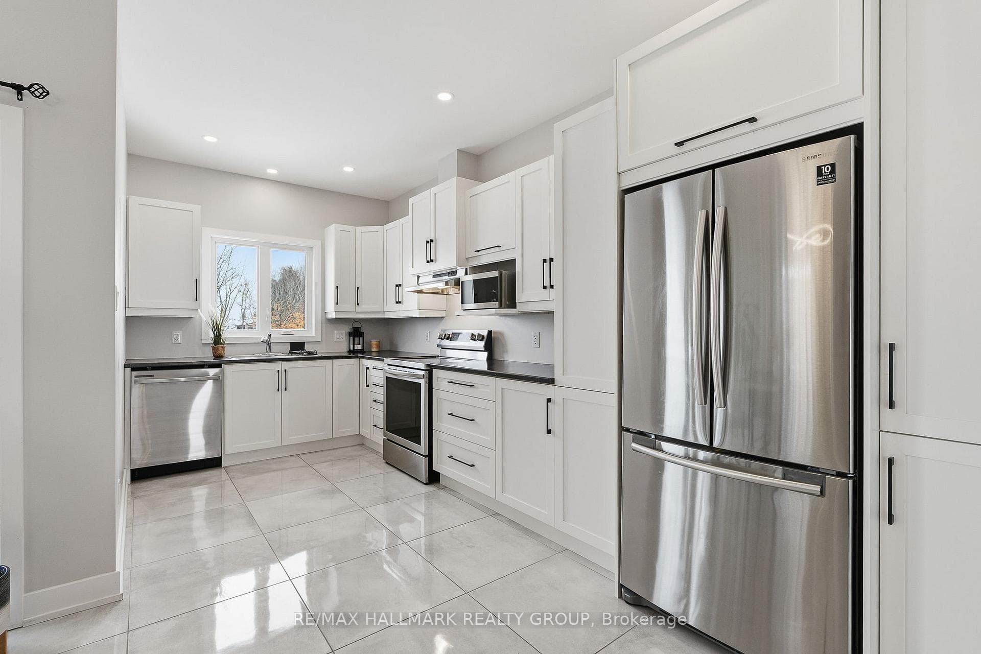 294 TRILLIUM Circle photo 10