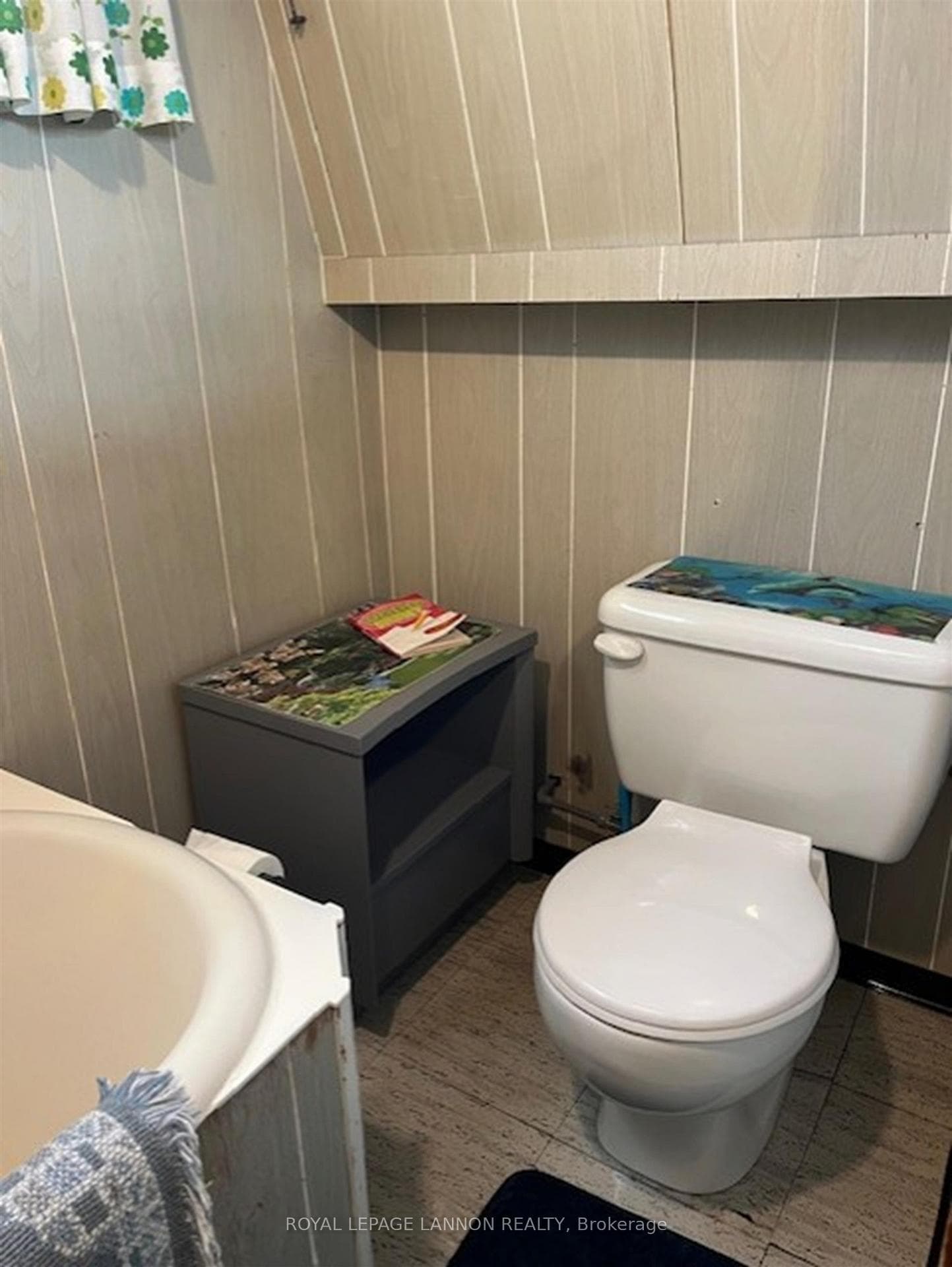 473 Empire Avenue photo 22