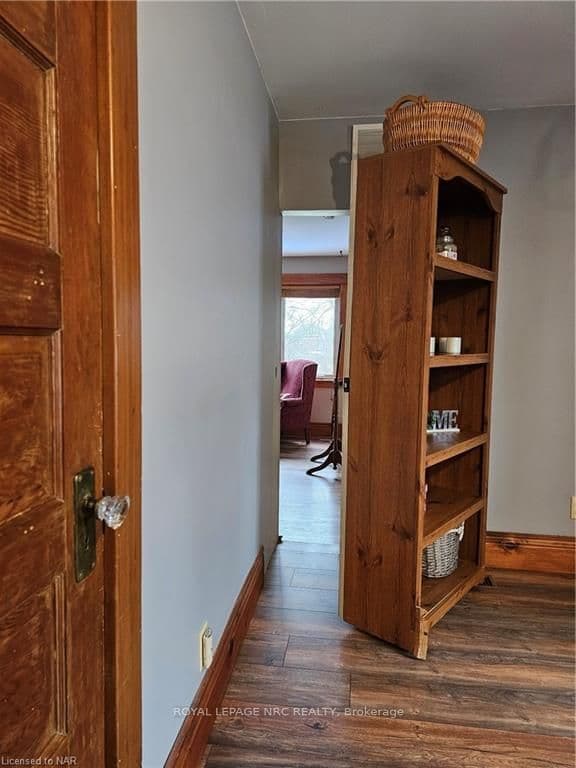 Secret Passage to Primary Suite.