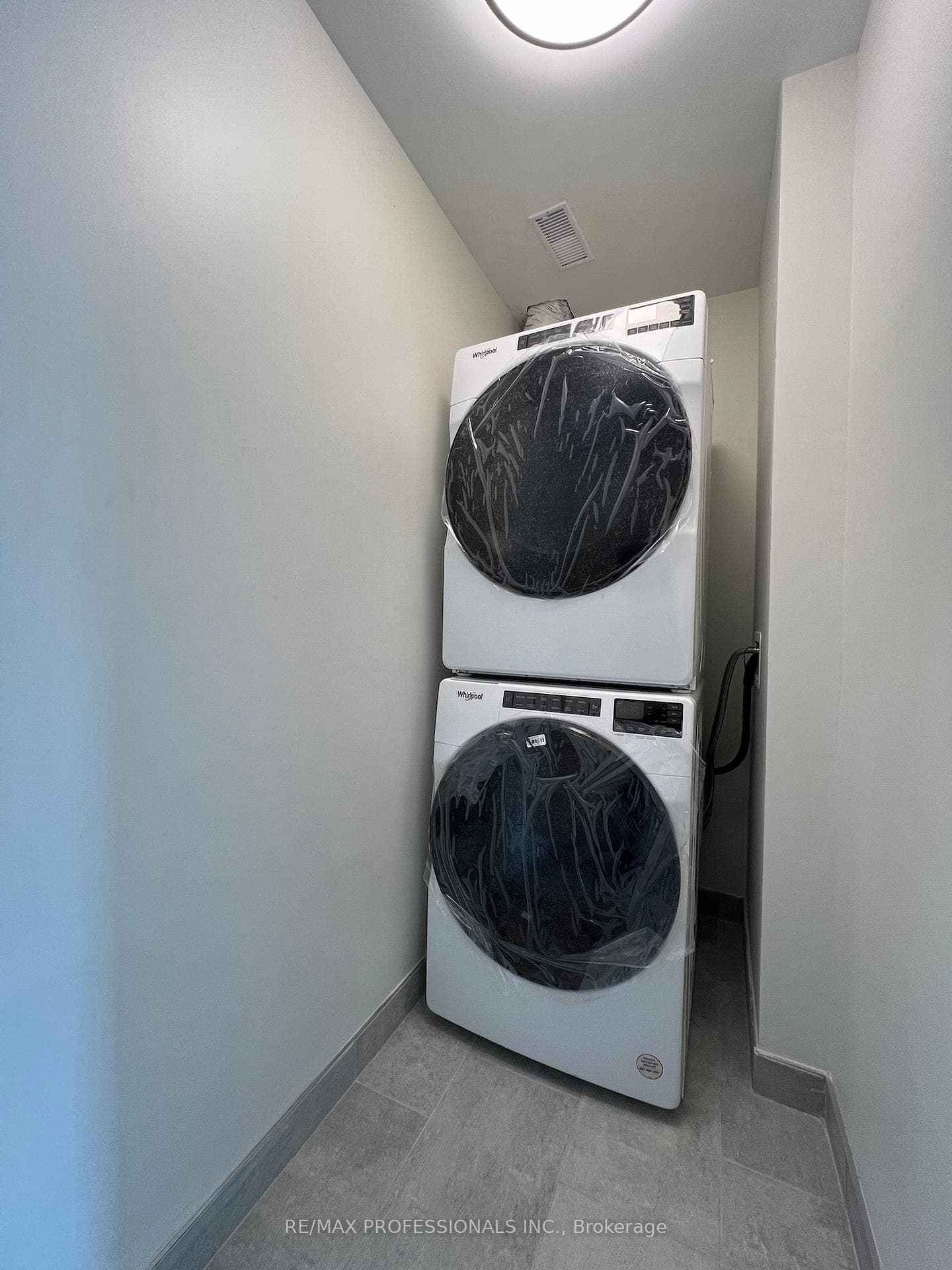62 Dixfield Drive Unit 102 photo 13