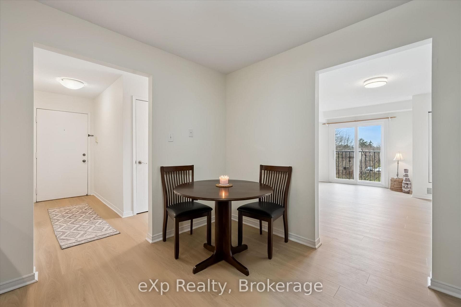 456 Janefield Avenue Unit 212 photo 8