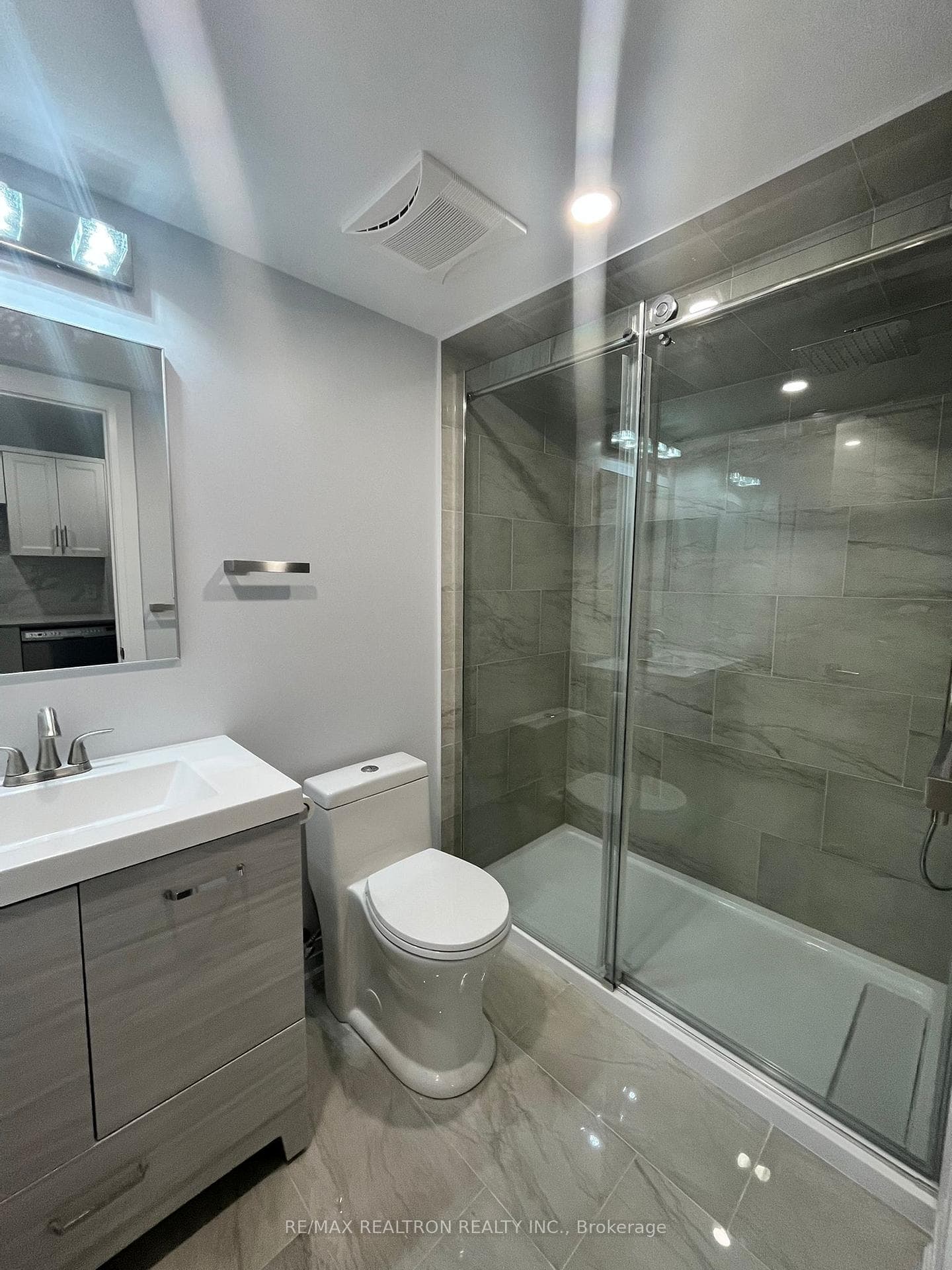 507 Autumn Hill Boulevard Unit Bsmt photo 26